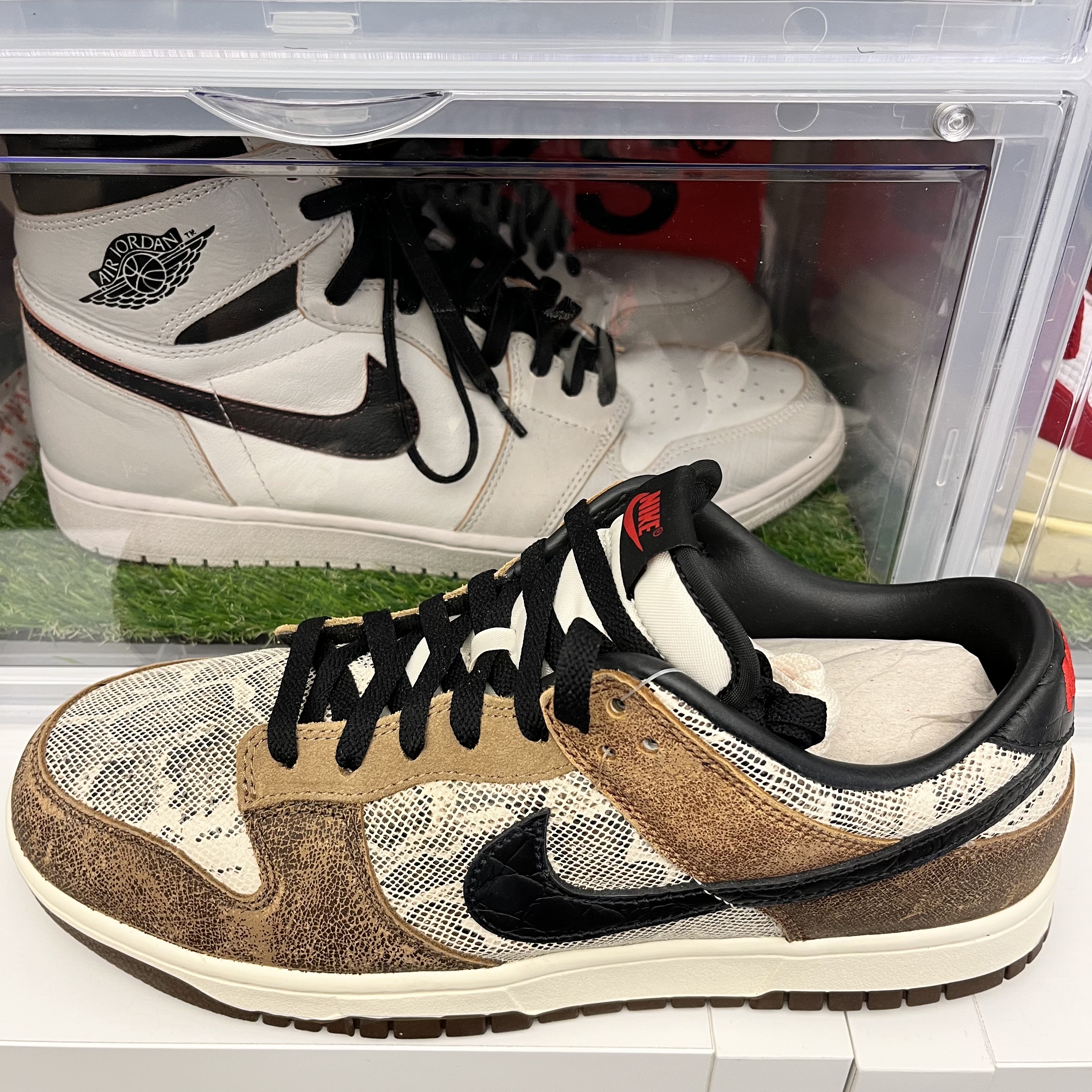 Nike Dunk Low PRM Head to Head 착용 스타일 - 2