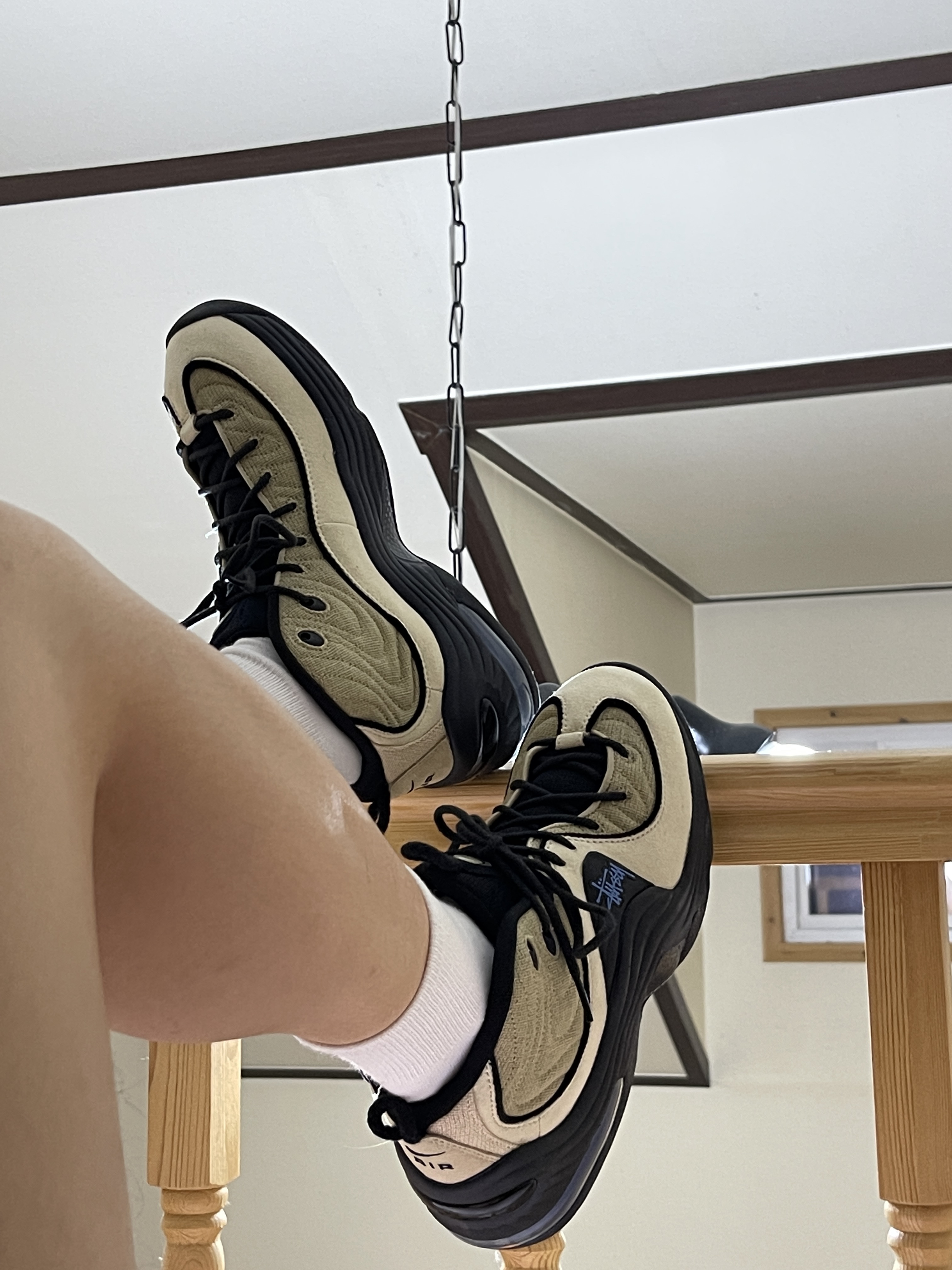 Nike x Stussy Air Penny II Rattan and Limestone 착용 스타일 - 3
