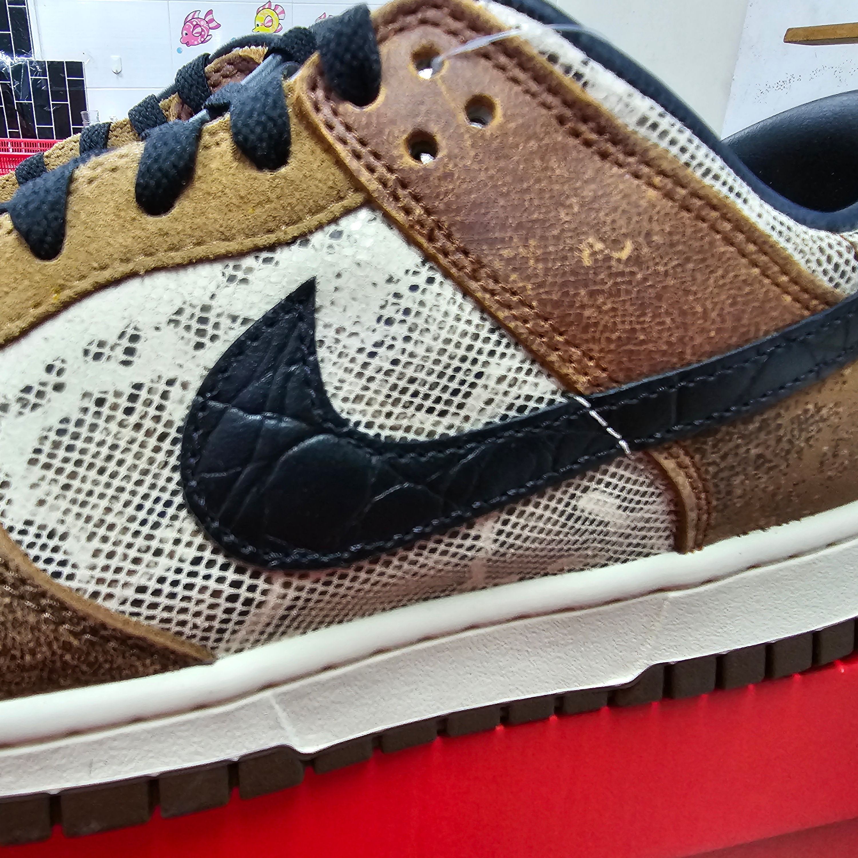 Nike Dunk Low PRM Head to Head 착용 스타일 - 2