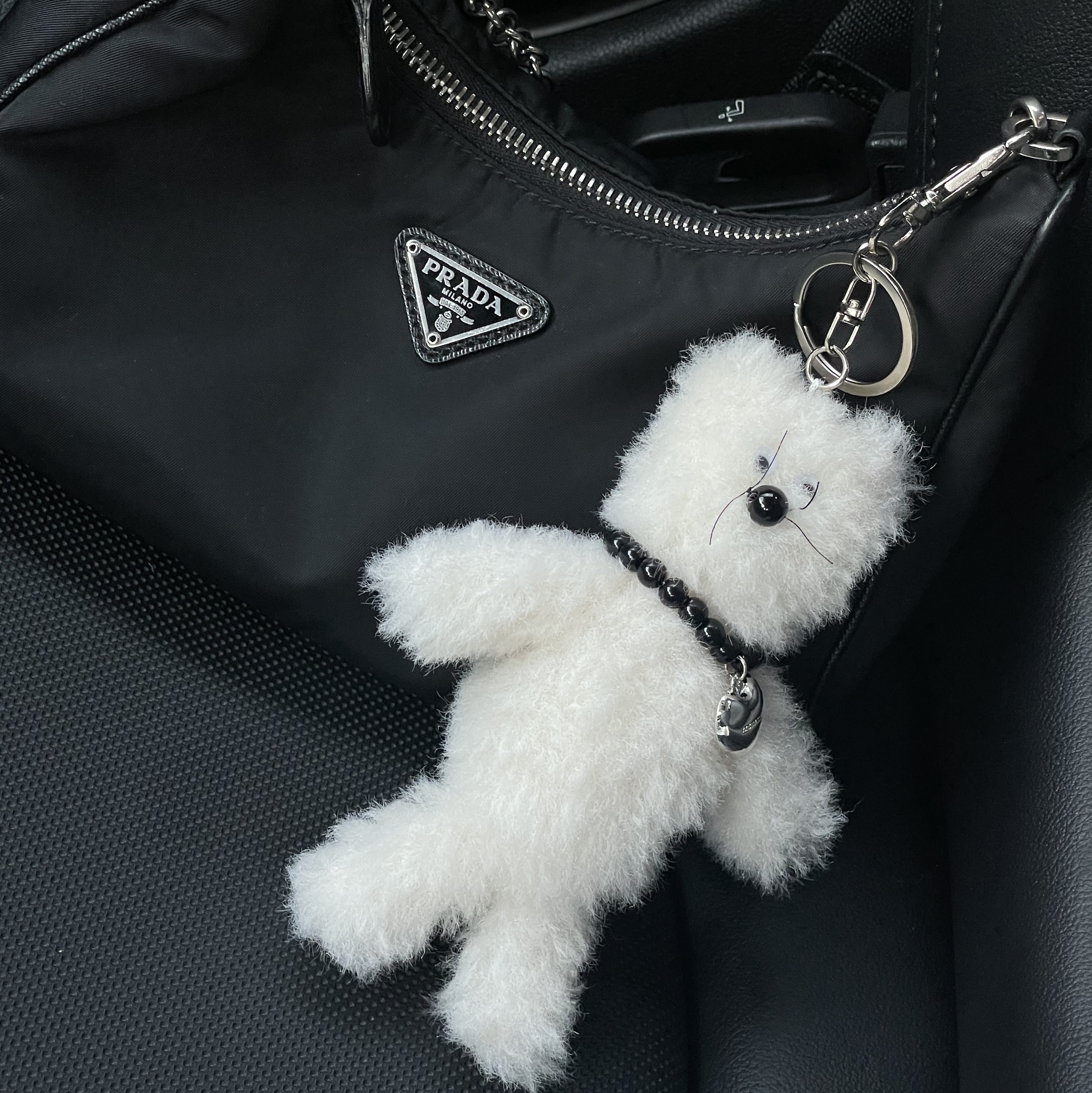 [KREAM 단독] Monamhee Creami Keyring Cream 착용 스타일