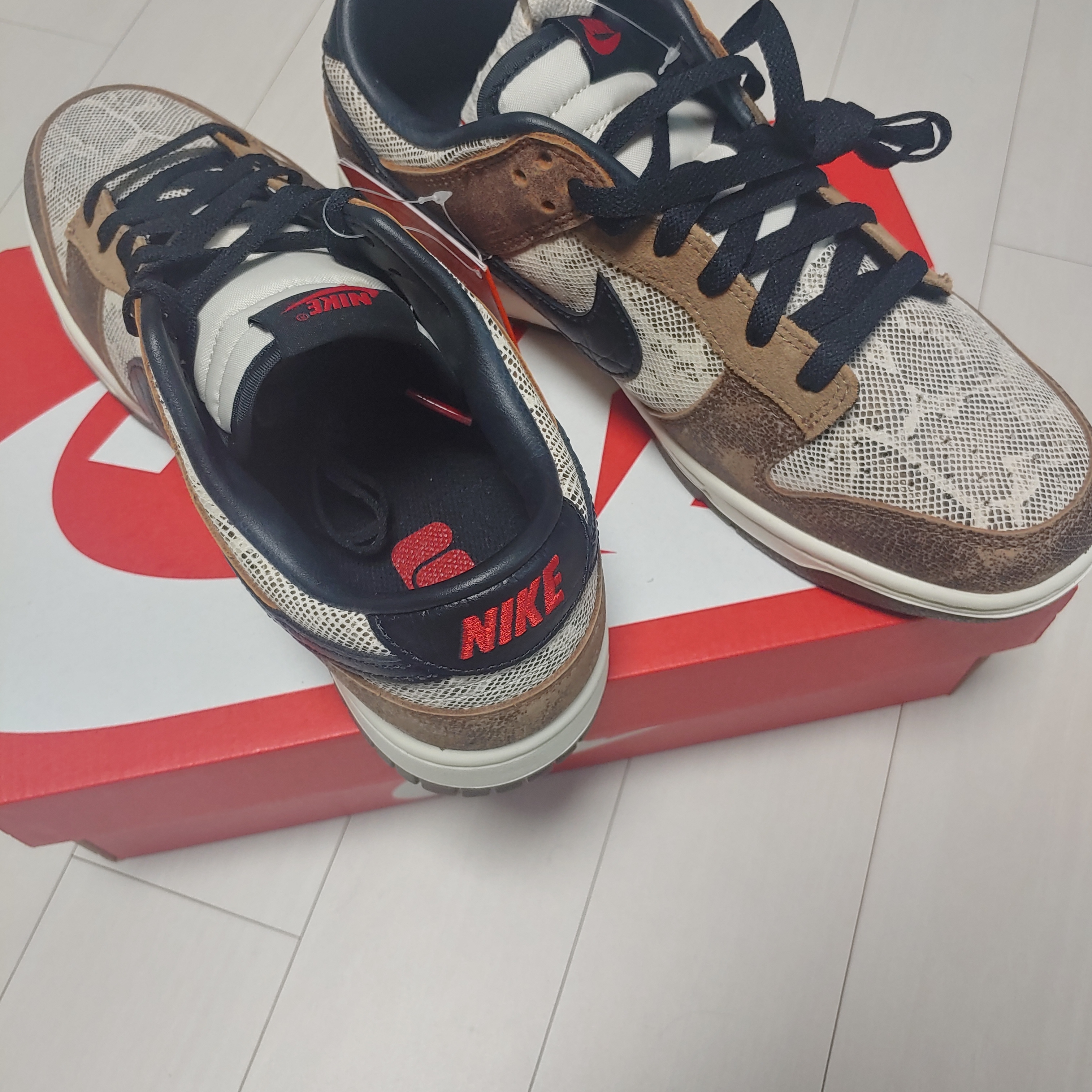 Nike Dunk Low PRM Head to Head 착용 스타일 - 3