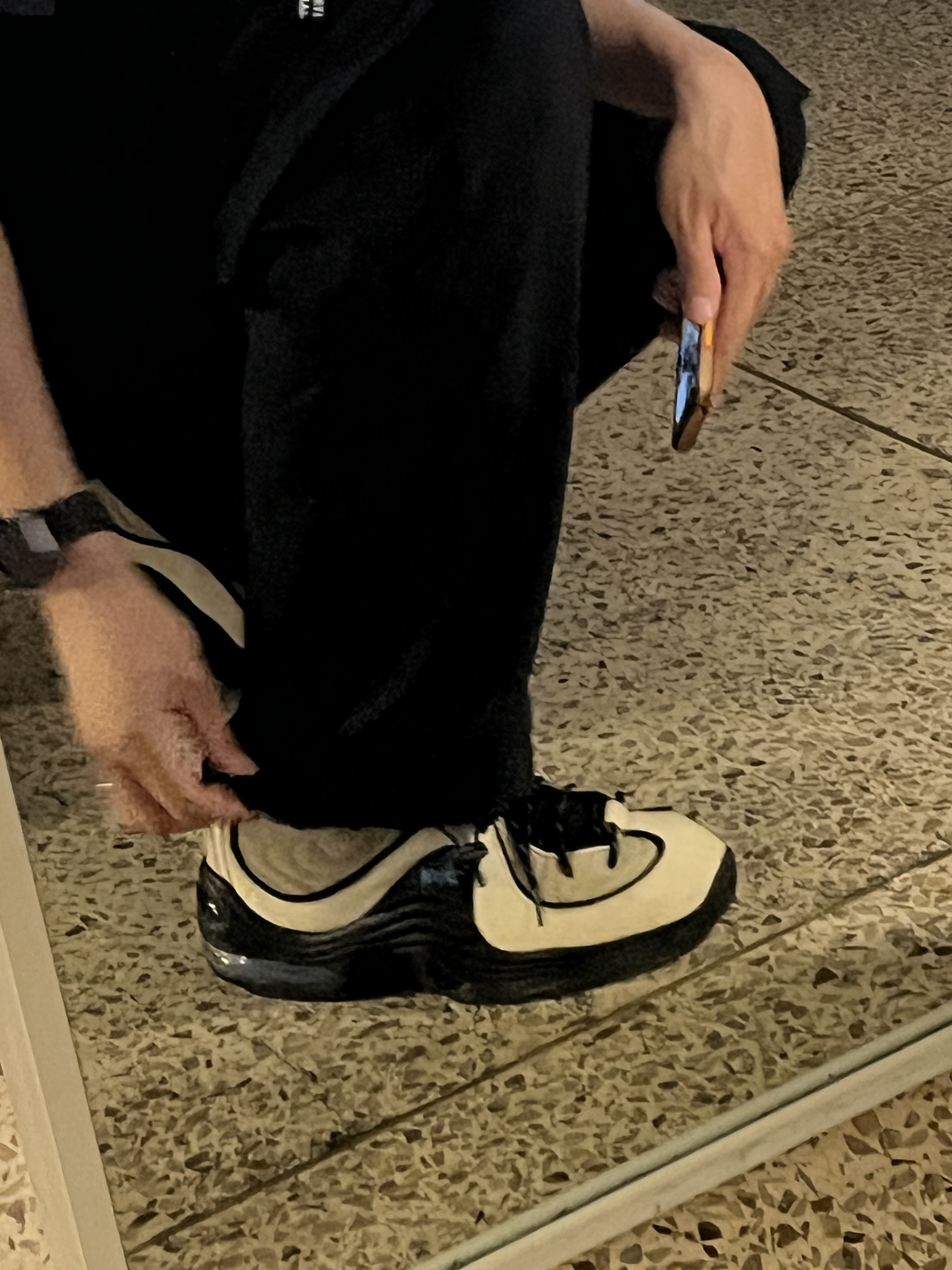 Nike x Stussy Air Penny II Rattan and Limestone 착용 스타일 - 4