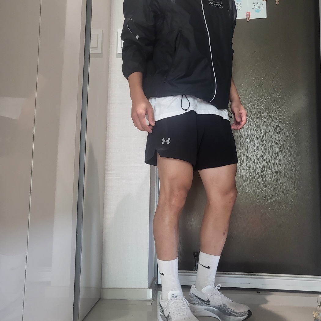 Nike ZoomX Vaporfly Next% 3 White Grey, Nike x Stussy NRG FL Storm-Fit Jacket Black (DO5304-010) 착용 스타일