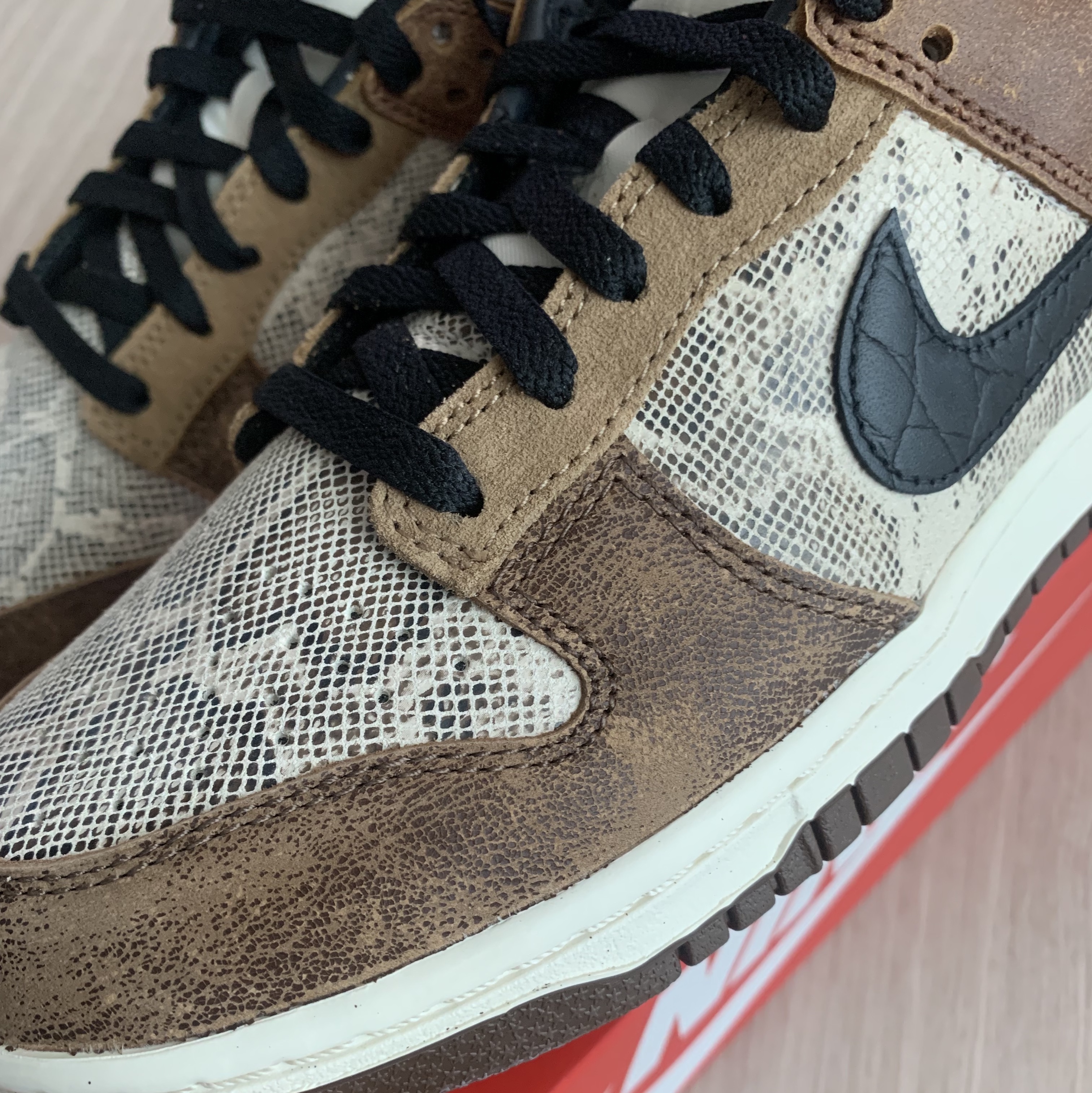 Nike Dunk Low PRM Head to Head 착용 스타일 - 3