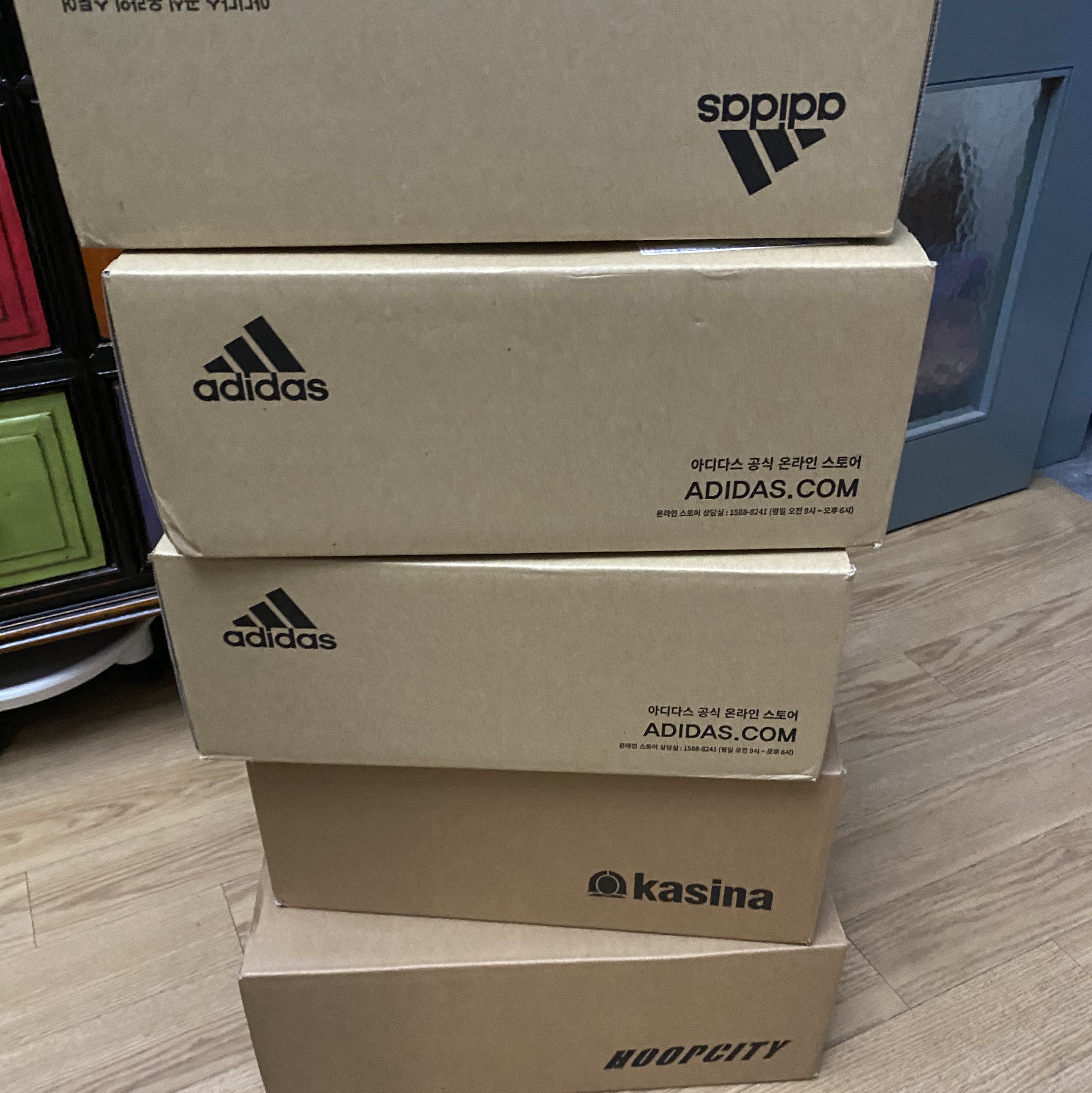 Adidas Yeezy Slide Onyx, Adidas Yeezy Boost 350 V2 Onyx 착용 스타일