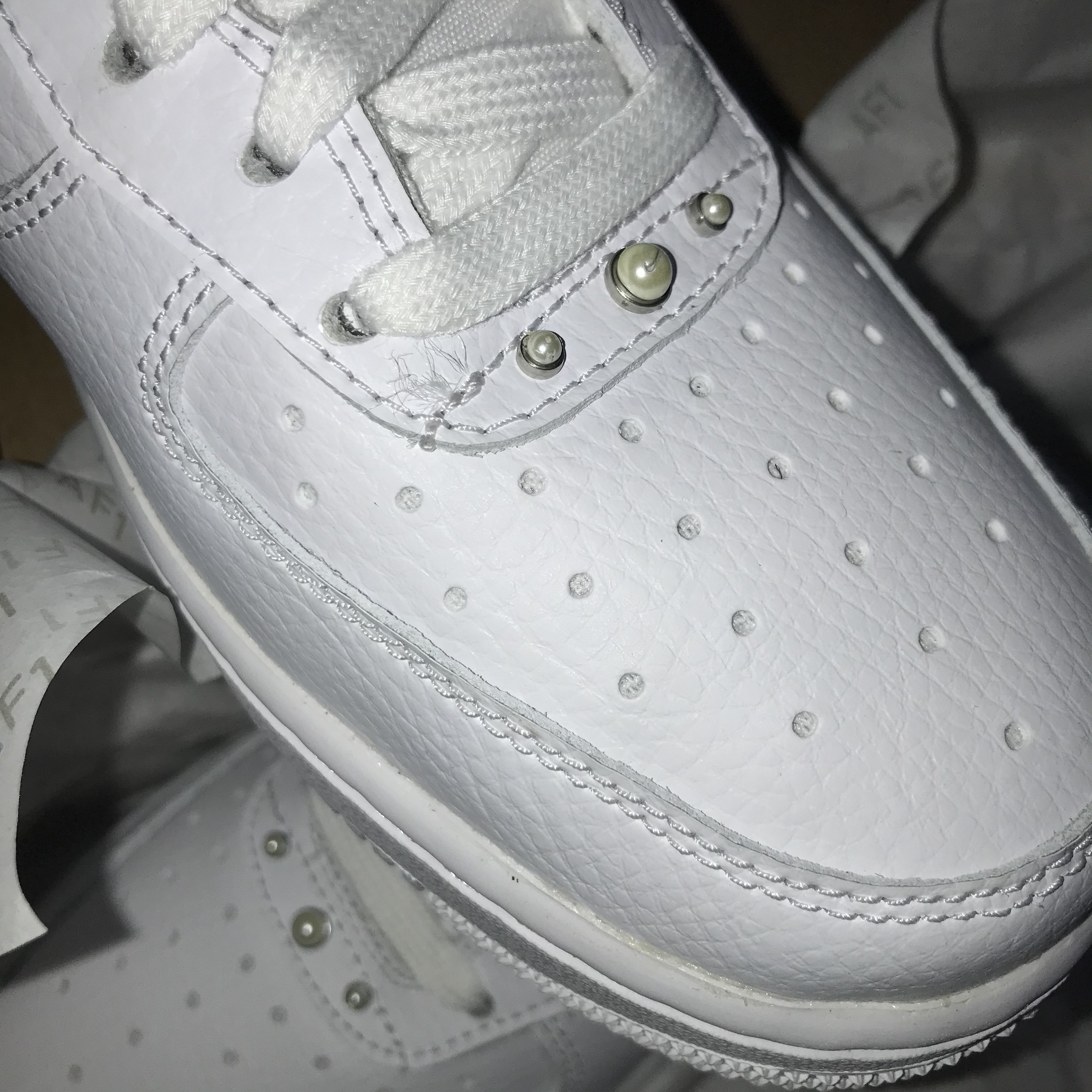 (W) Nike Air Force 1 '07 SE White Pearl 착용 스타일 - 2