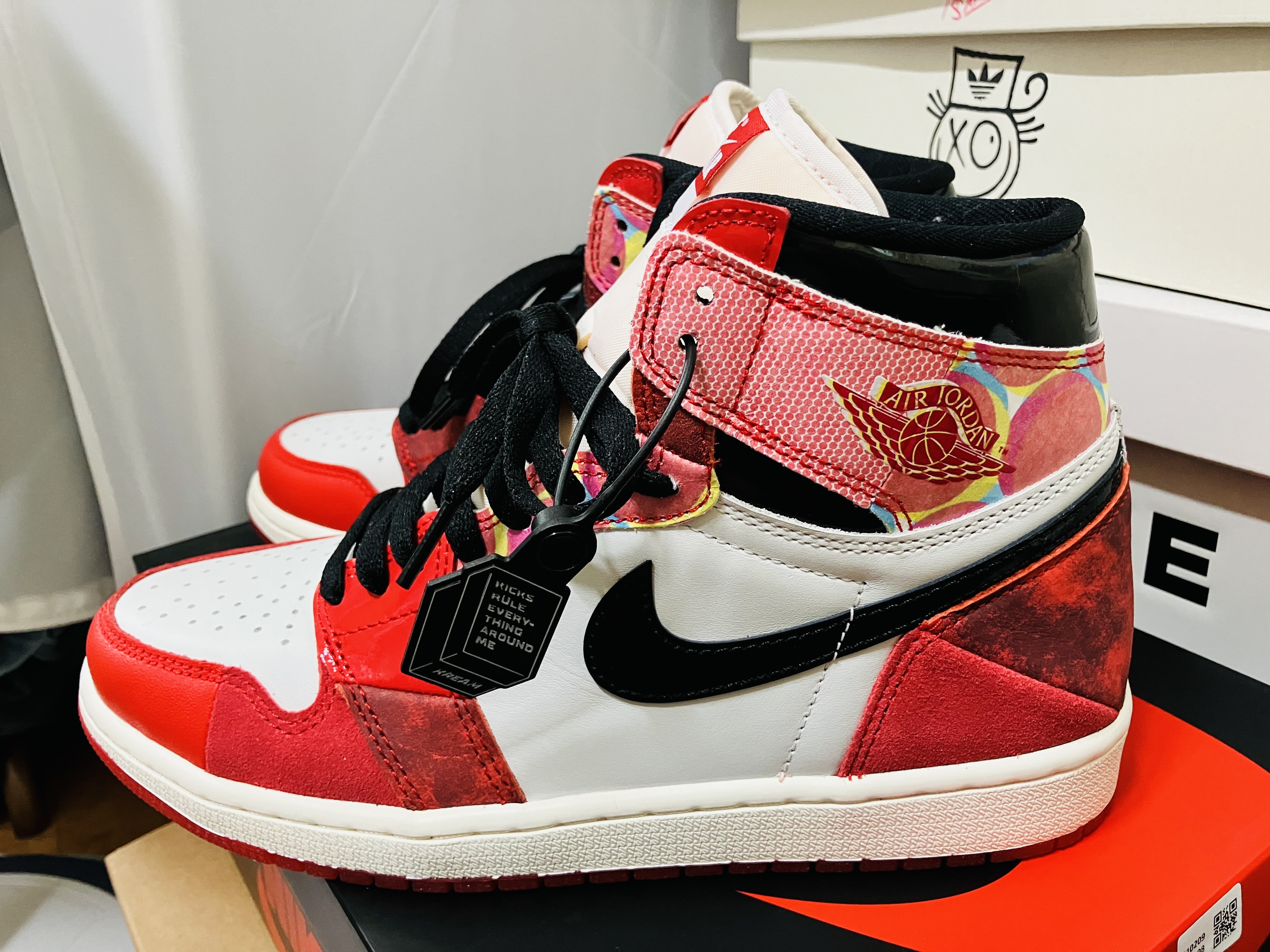 Jordan 1 Retro High Spider-Man Next Chapter 착용 스타일 - 1