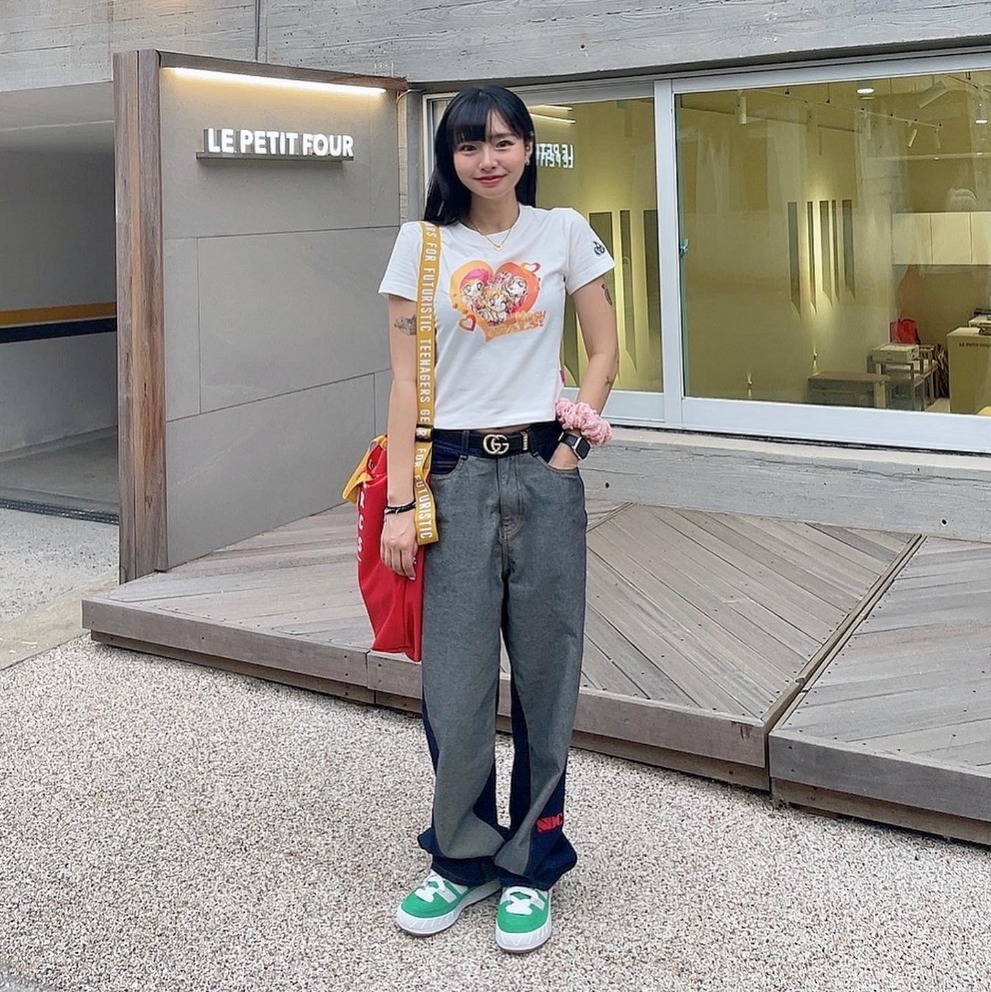 Adidas Adimatic Green, Human Made Nylon Heart 2-Way Tote Bag Red 착용 스타일 - 1