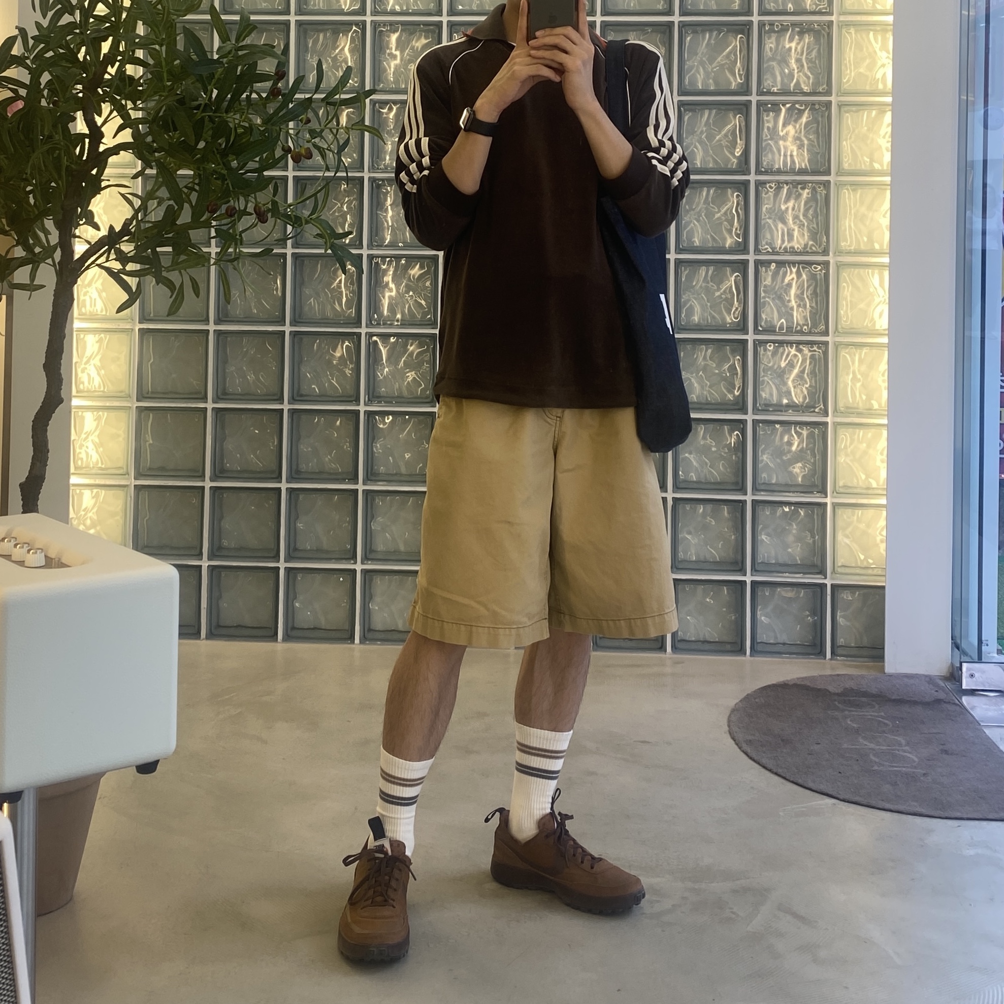 Adidas x Wales Bonner Towel Long Sleeve Dark Brown - US Sizing, Nike x Tom Sachs General Purpose Shoe Brown 착용 스타일 - 2