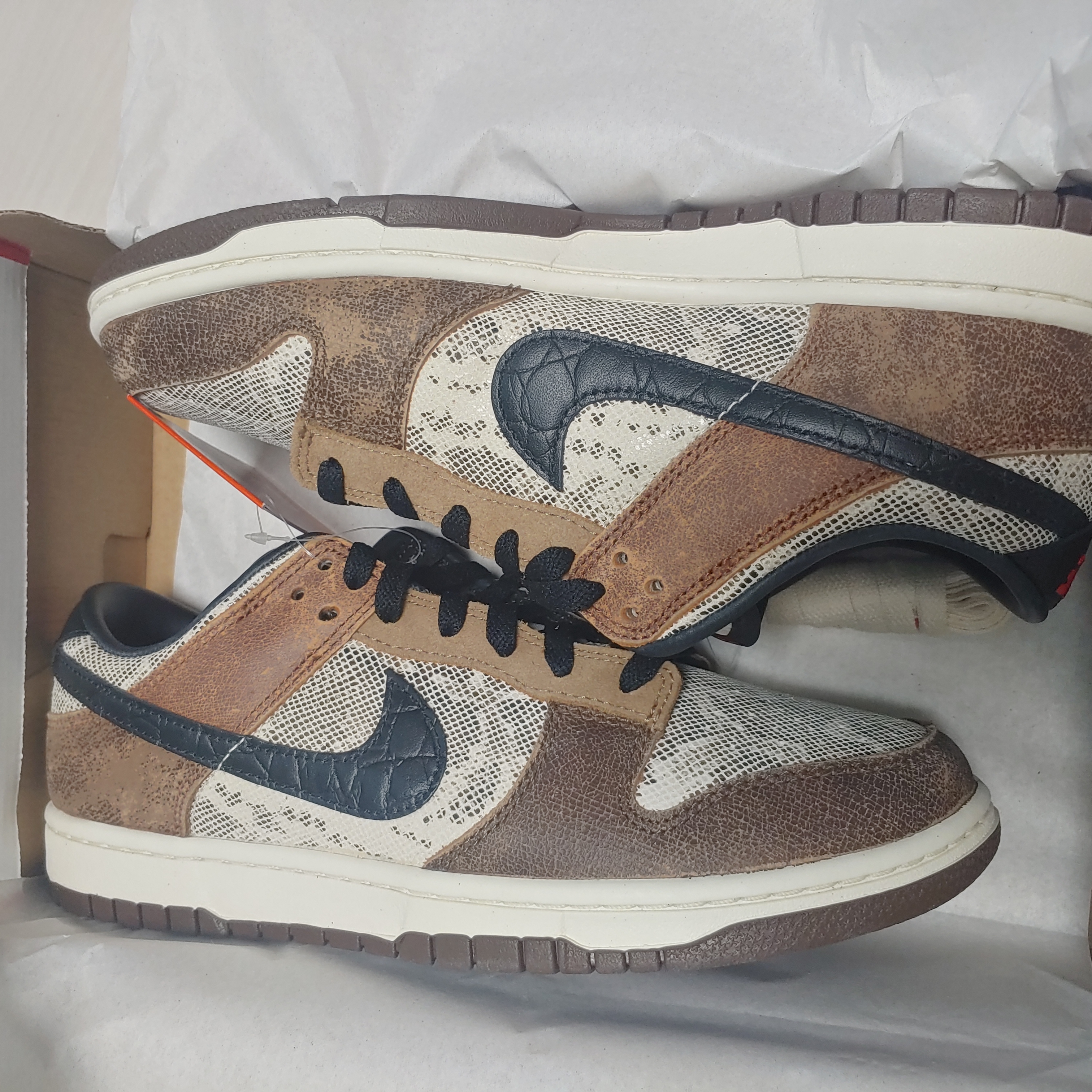 Nike Dunk Low PRM Head to Head 착용 스타일 - 4