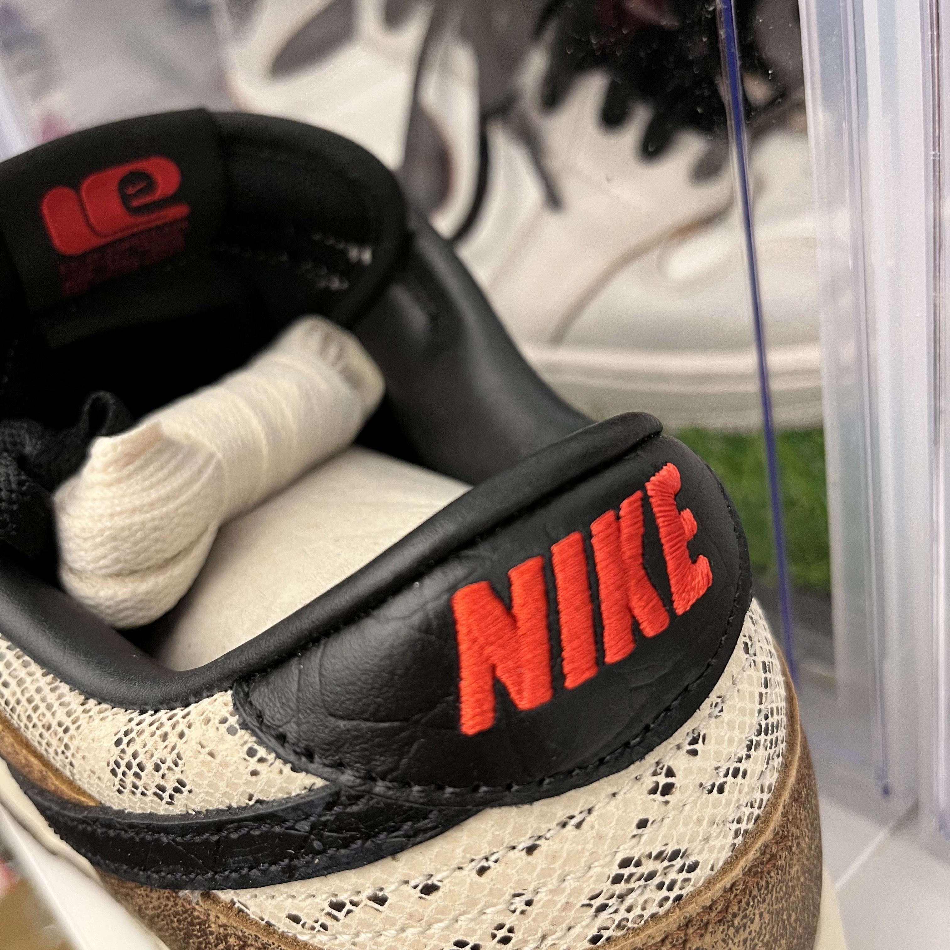 Nike Dunk Low PRM Head to Head 착용 스타일 - 1