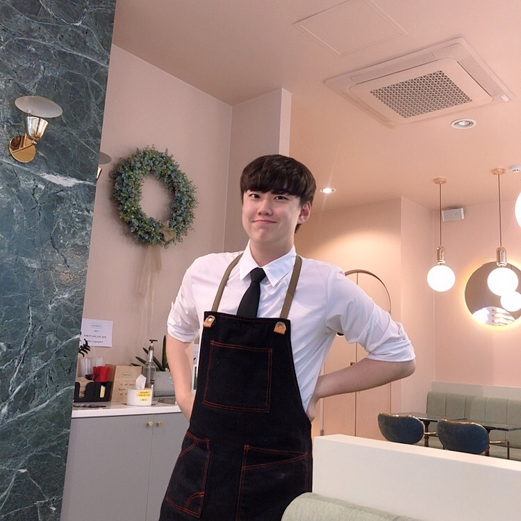 KREAM 프로필 이미지