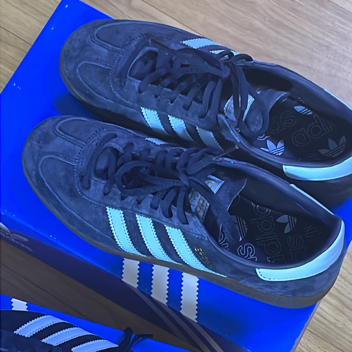 Adidas Spezial Handball Collegiate Navy 착용 스타일 - 2
