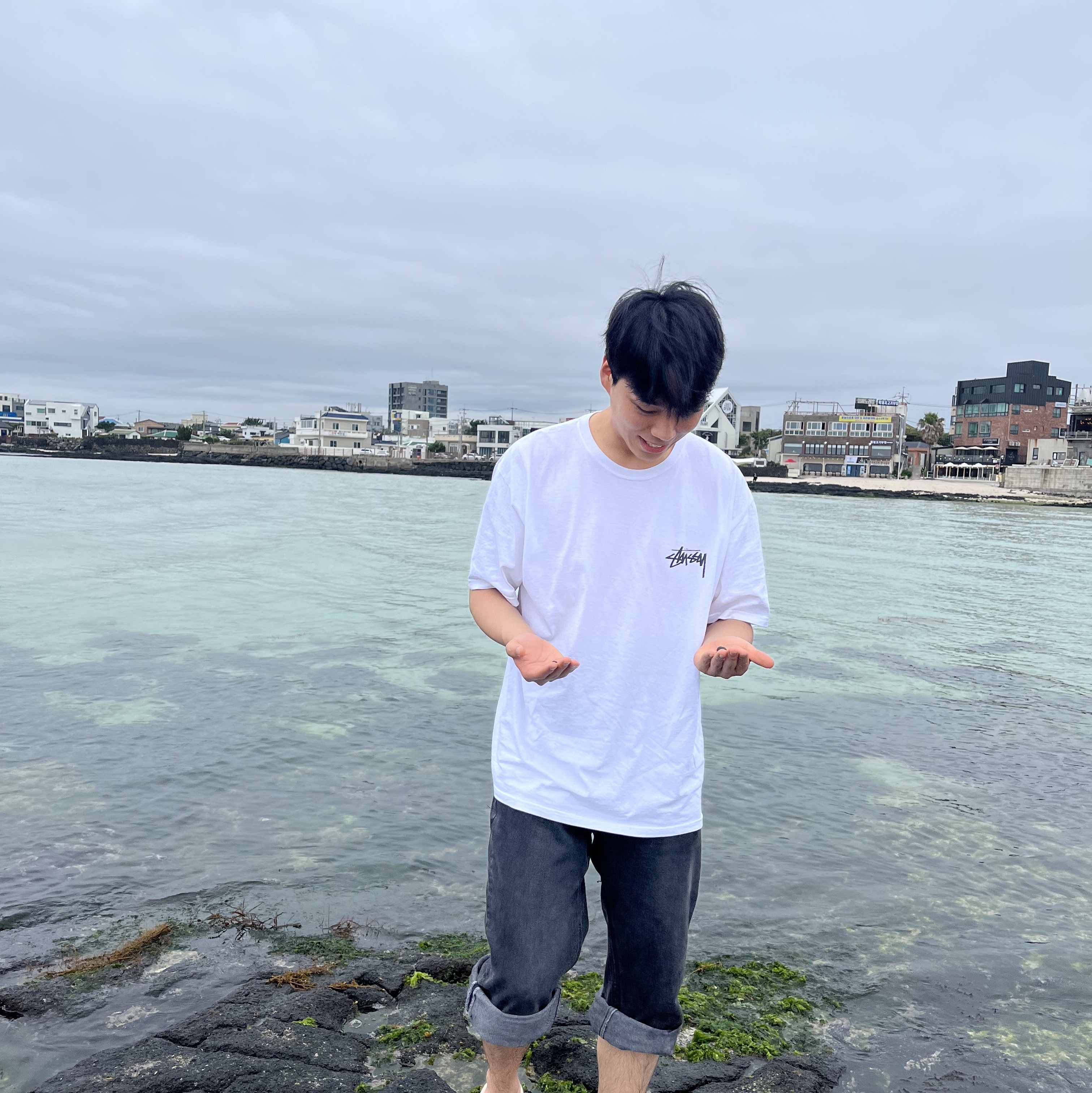 Stussy Plush T-Shirt White 착용 스타일