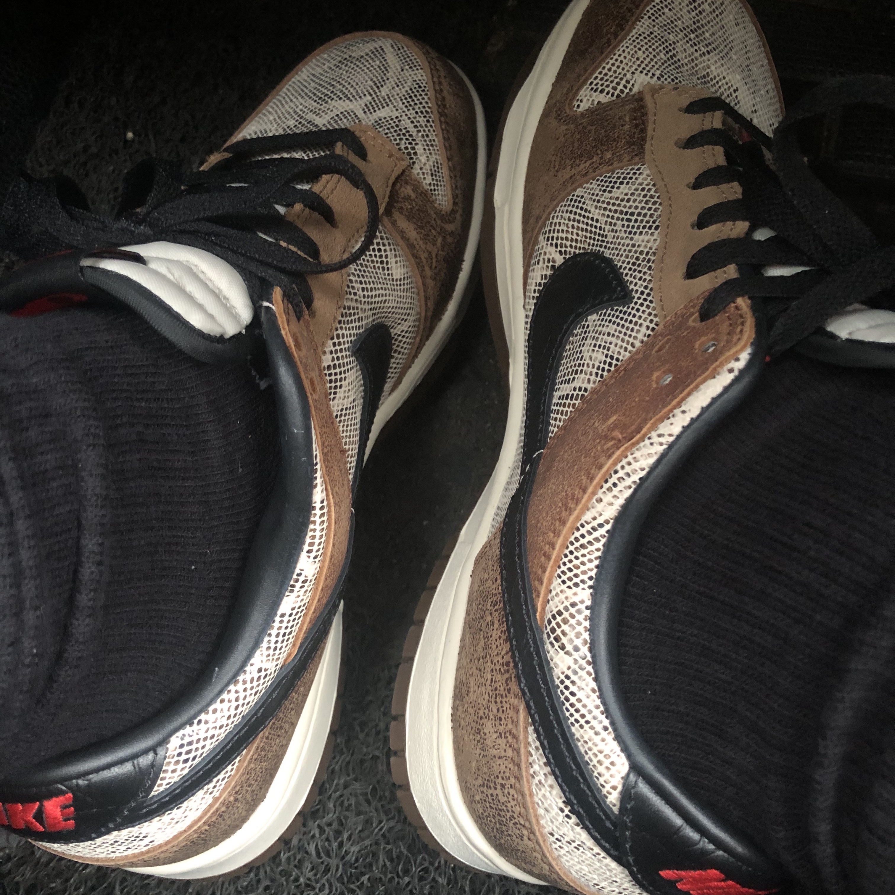 Nike Dunk Low PRM Head to Head 착용 스타일 - 2