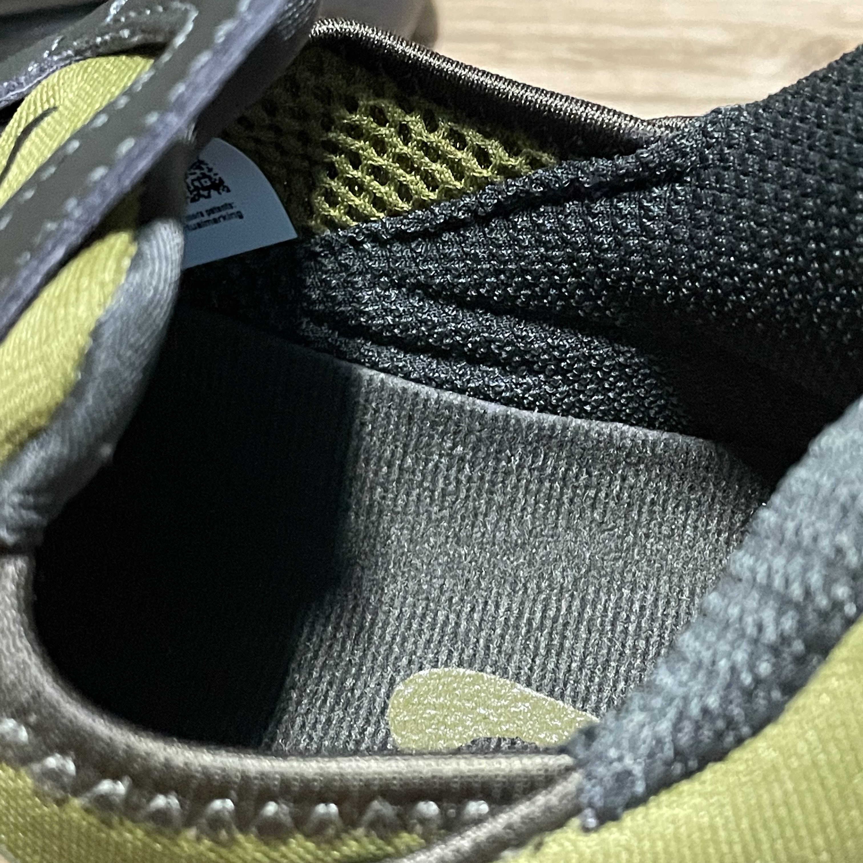 Nike Air Kukini Pilgrim Sequoia 착용 스타일 - 3