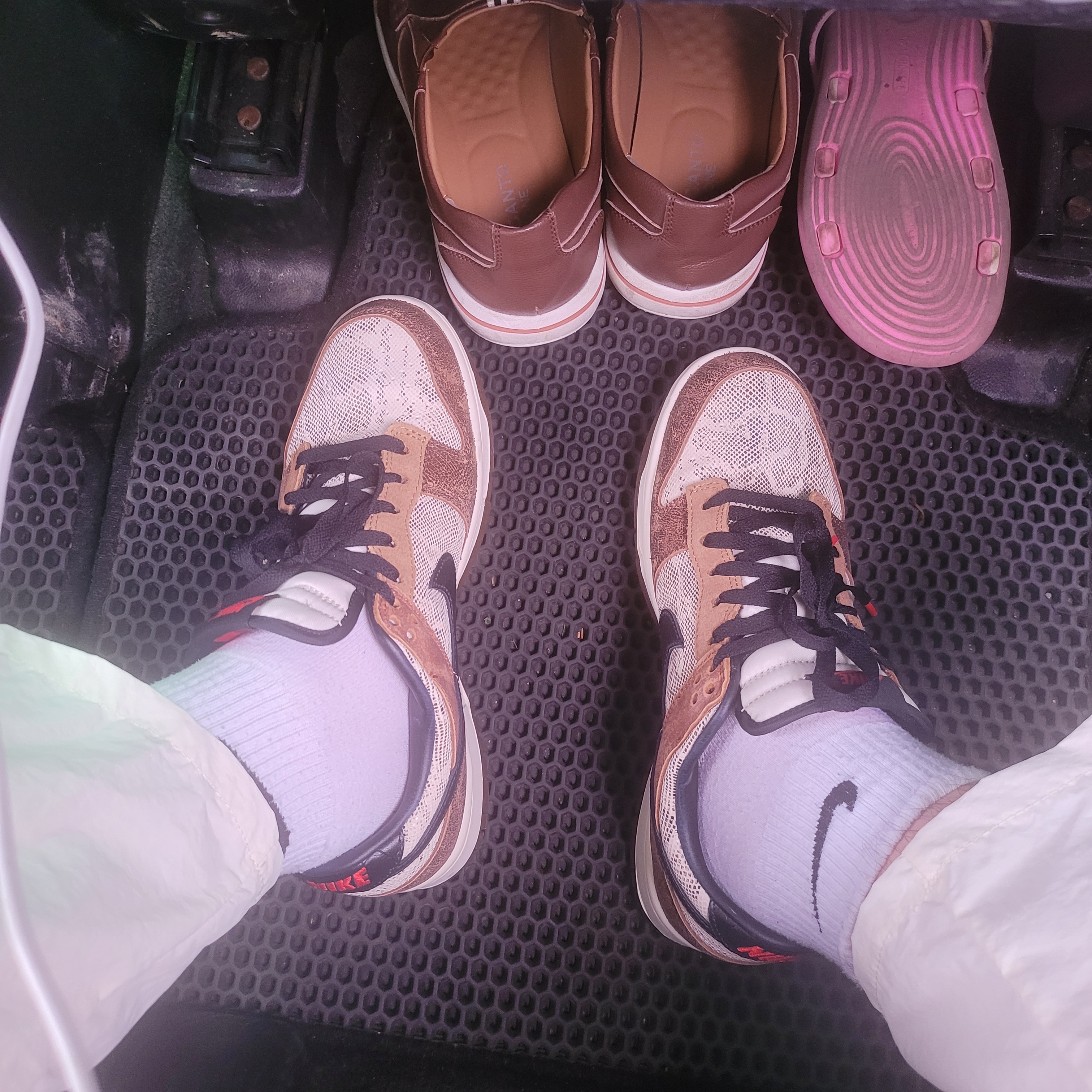 Nike Dunk Low PRM Head to Head 착용 스타일 - 2