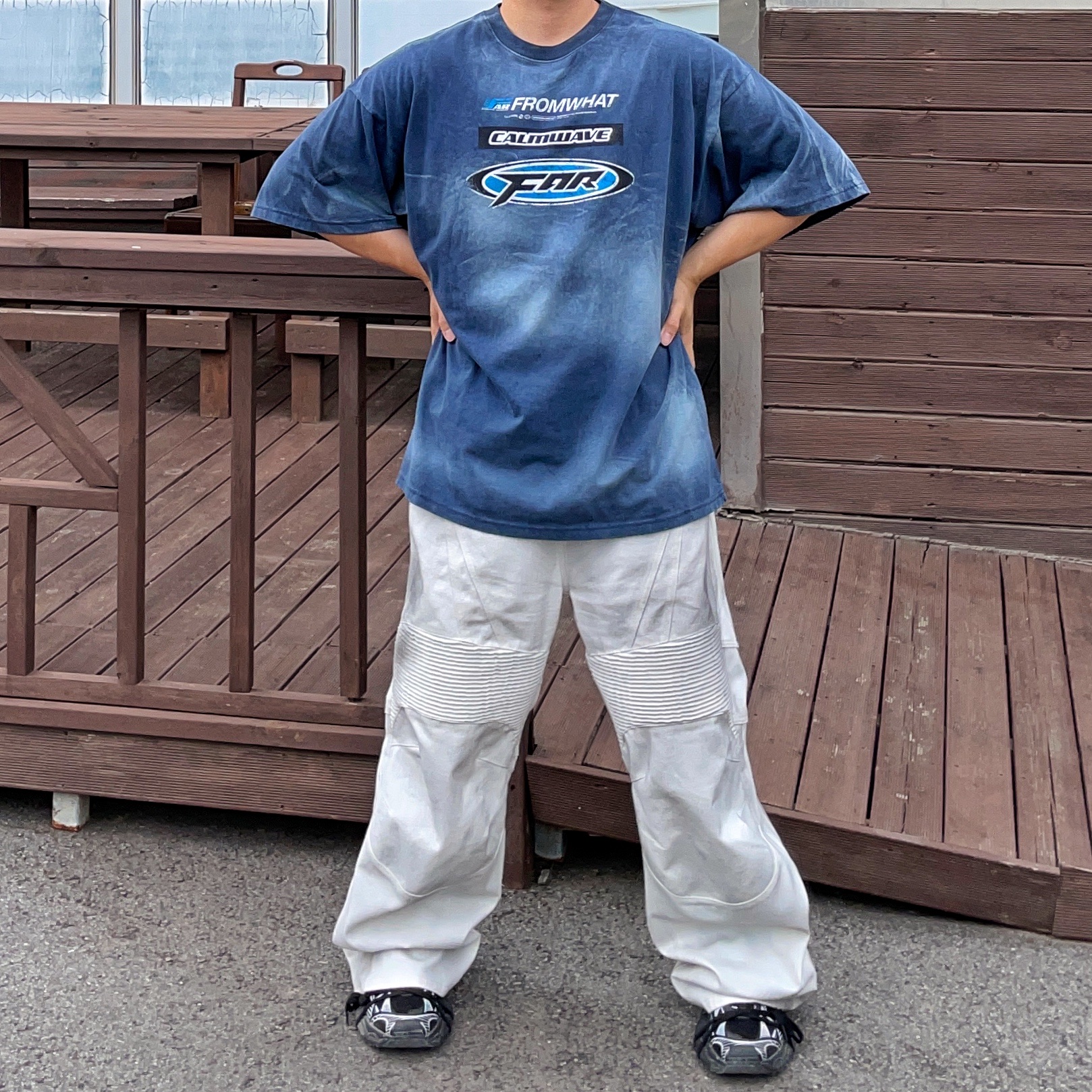 Farfromwhat Far Washed Logo T-Shirt Navy, Balenciaga 3XL Sneakers Black White 착용 스타일 - 3