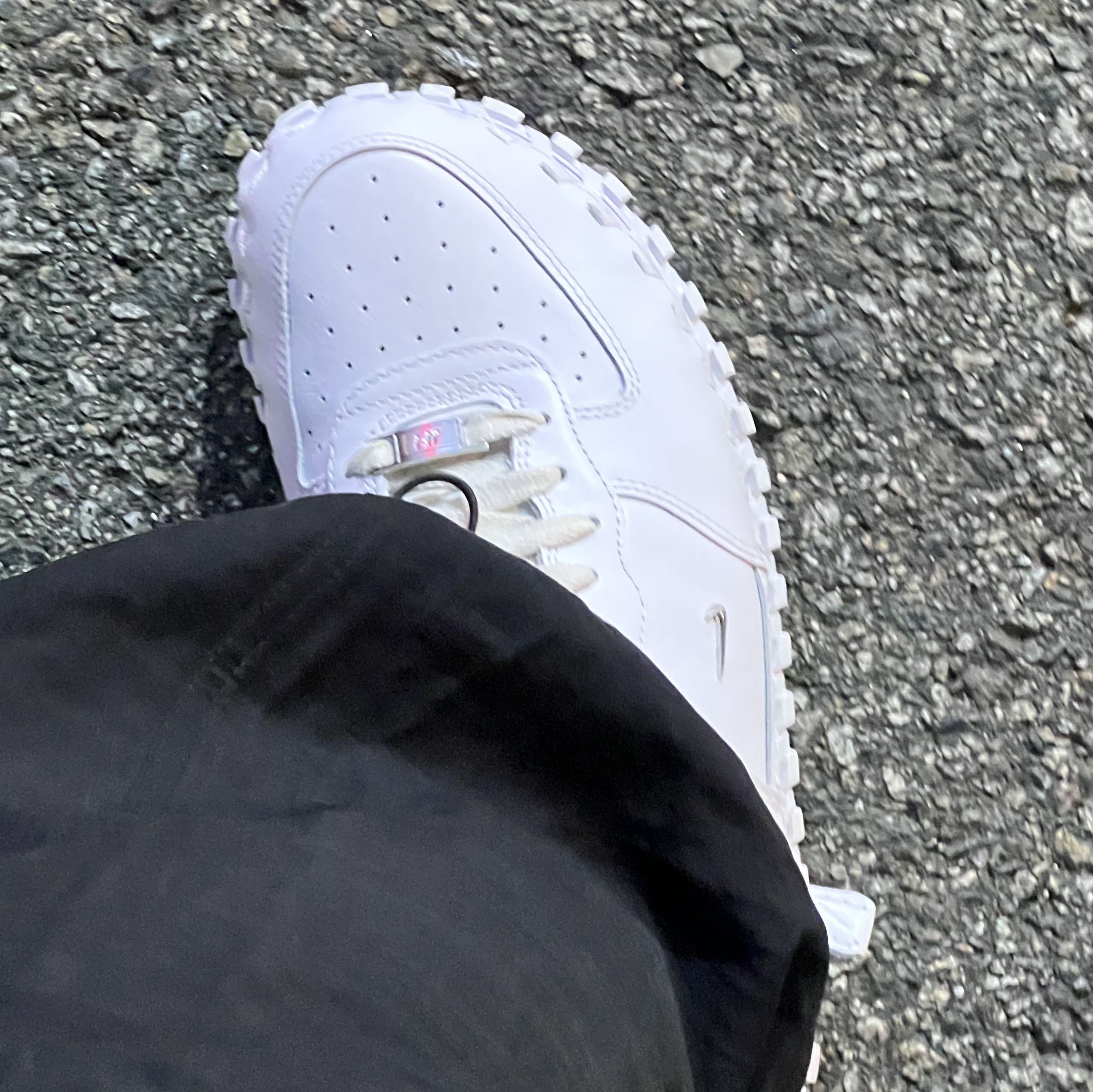 Nike x Jacquemus J Force 1 Low LX SP White 착용 스타일 - 1