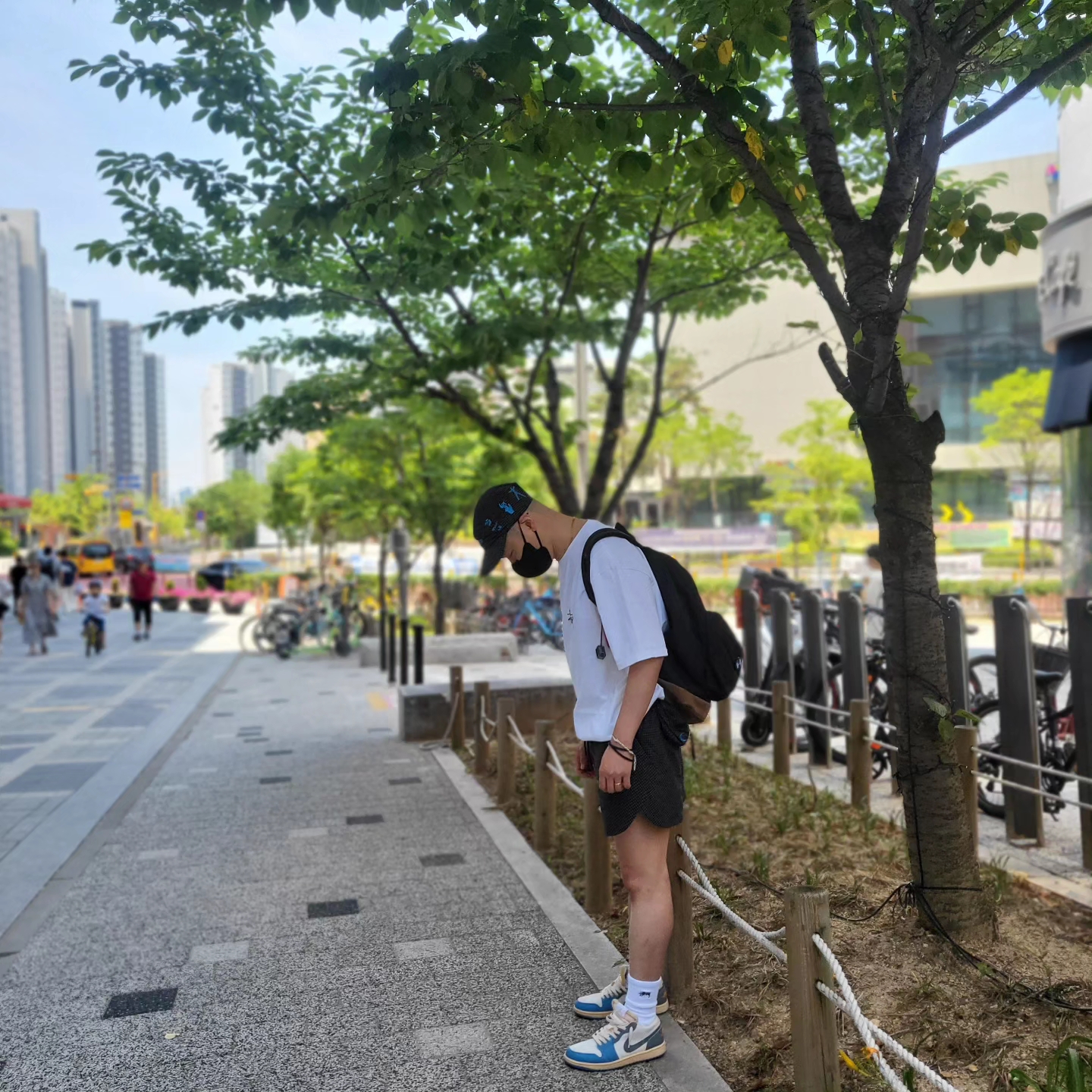 Nike x Off-White NRG Woven Shorts Black - Asia, Nike x Off-White NRG Hat Black 착용 스타일 - 2