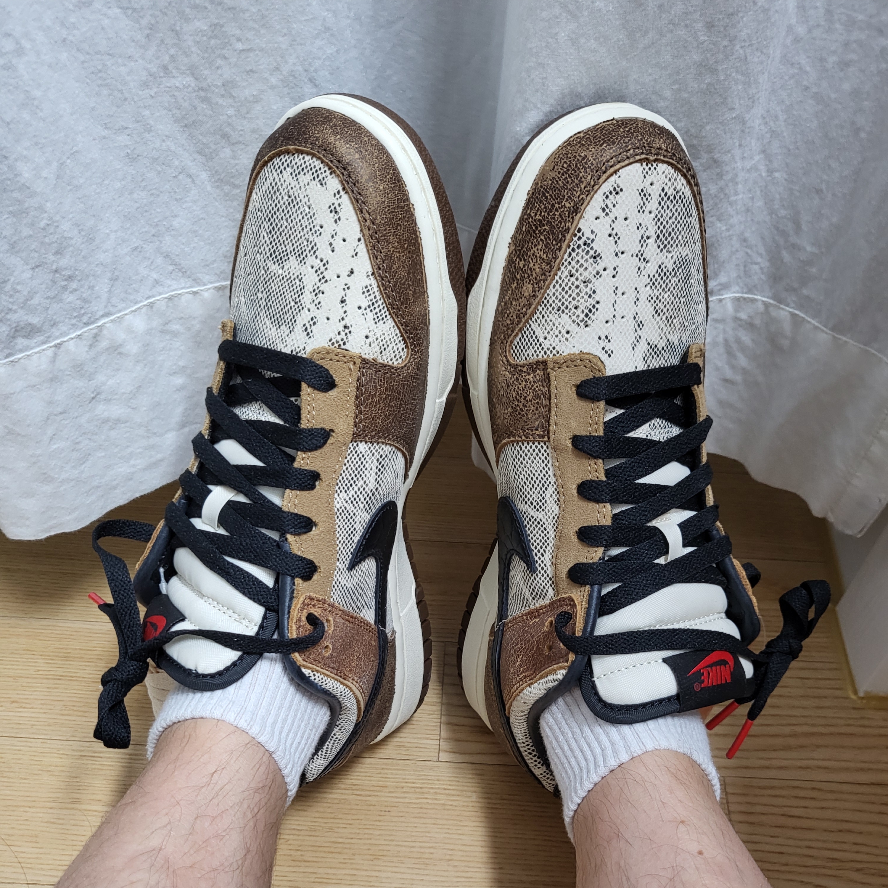 Nike Dunk Low PRM Head to Head 착용 스타일 - 2