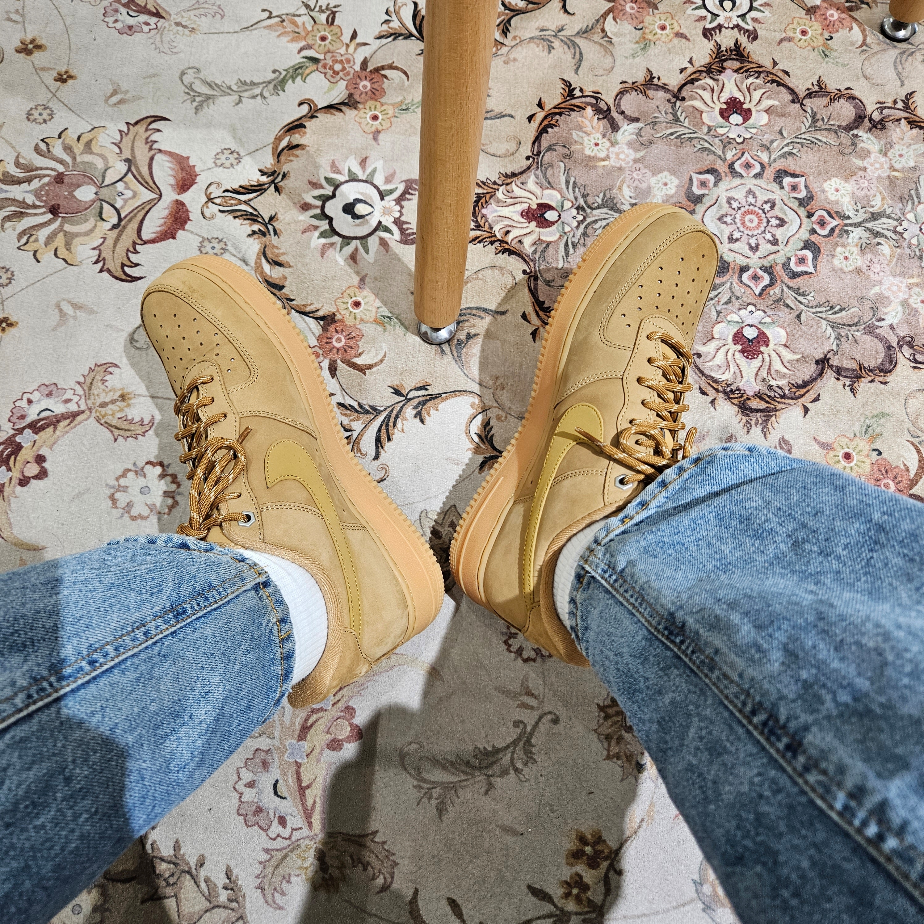 Nike Air Force 1 '07 WB Flax 착용 스타일