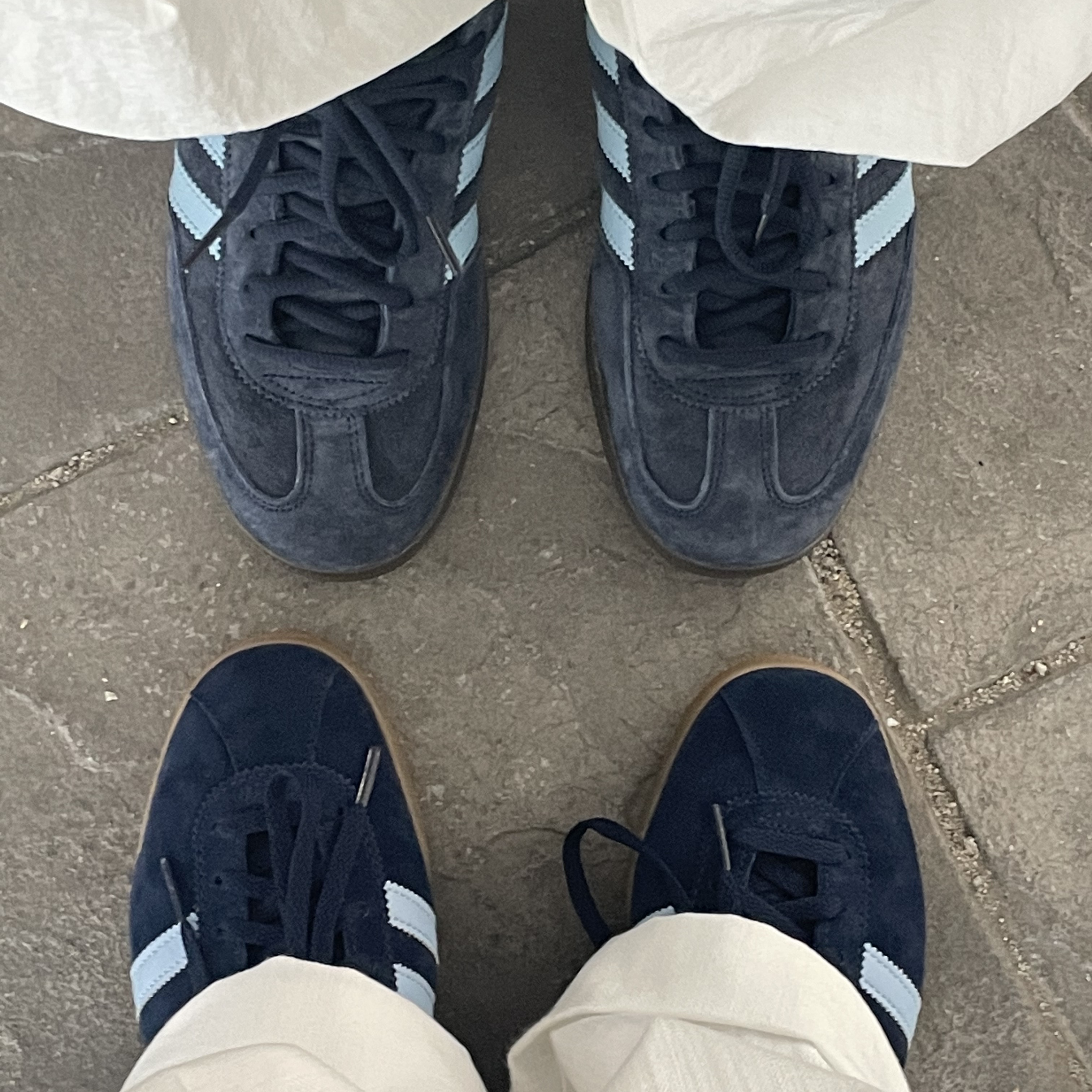 Adidas Spezial Handball Collegiate Navy 착용 스타일 - 1
