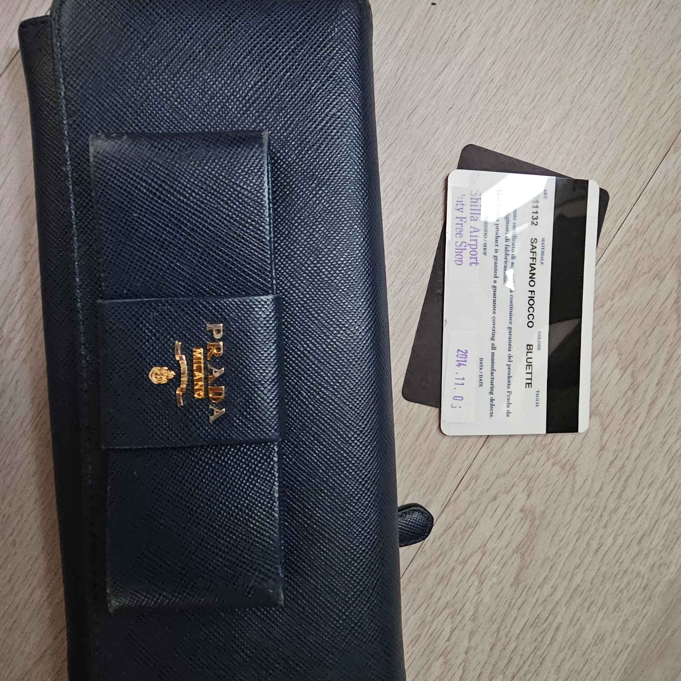 Prada Large Saffiano Leather Fiocco Wallet Peony Pink 착용 스타일 - 1