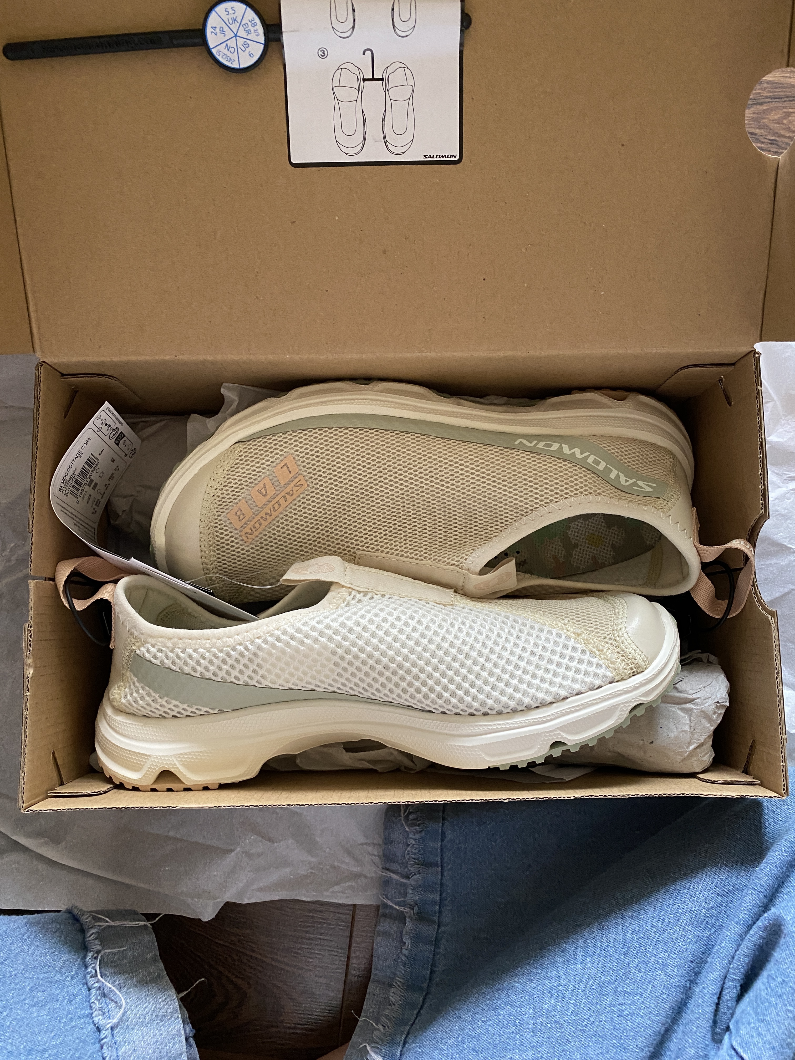 Salomon RX Moc Cottage Core Vanilla Ice Desert Sage 착용 스타일 - 4