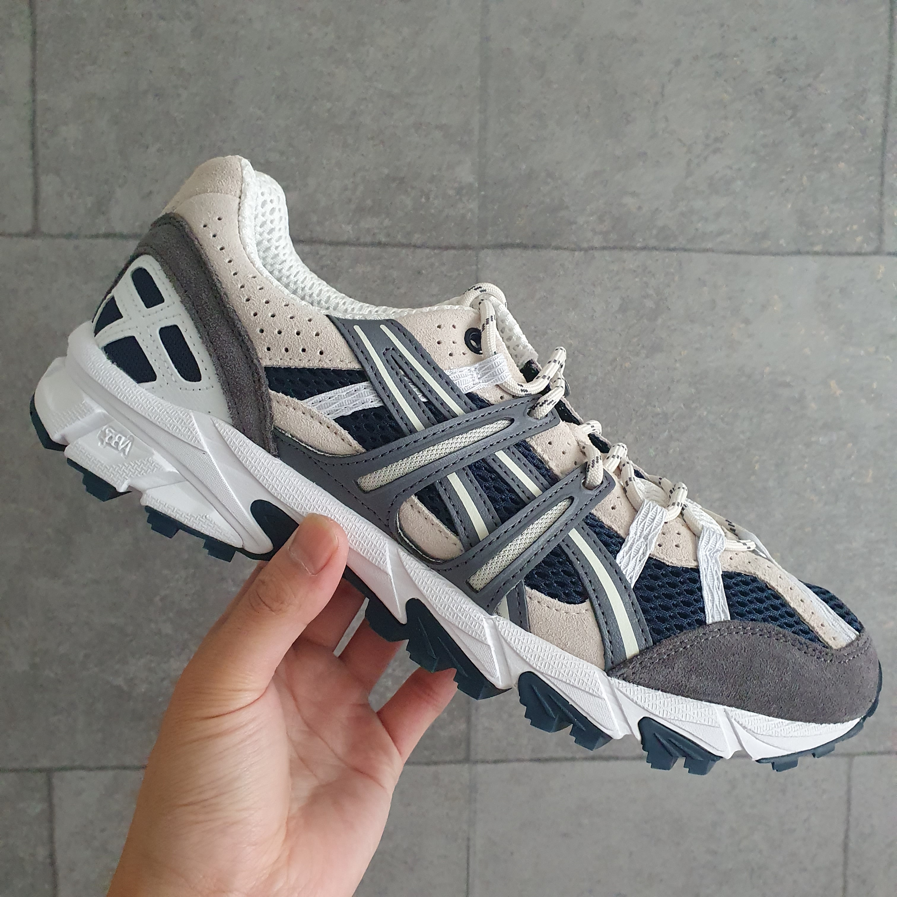 Asics Gel-Sonoma 15-50 French Blue 착용 스타일