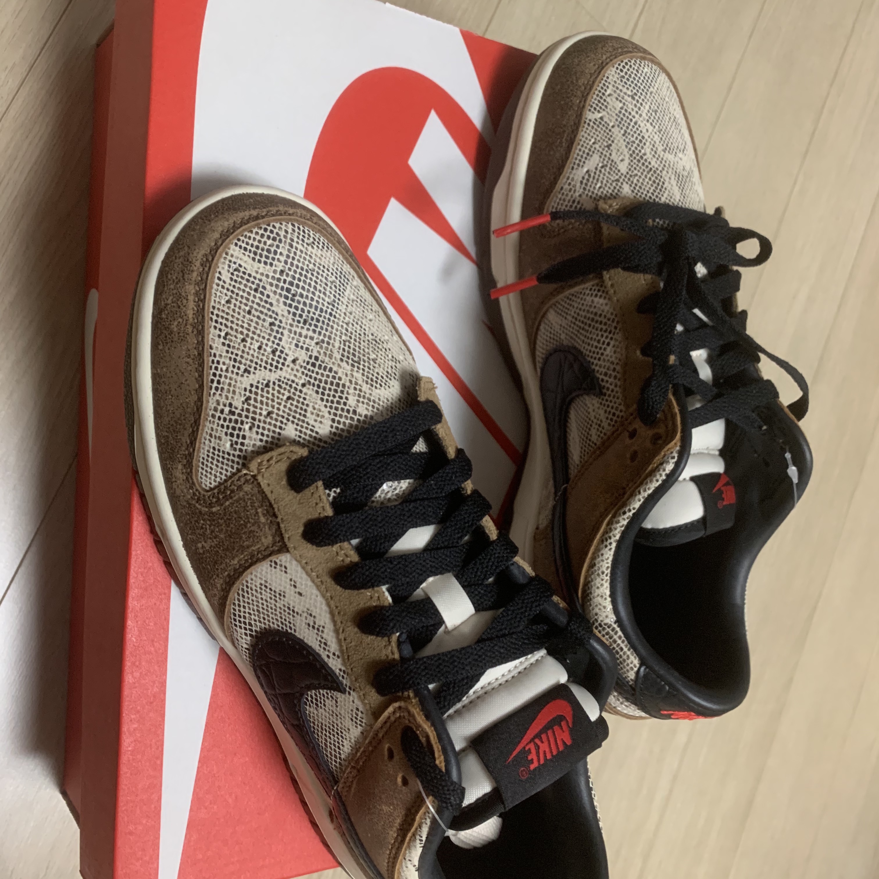 Nike Dunk Low PRM Head to Head 착용 스타일 - 3