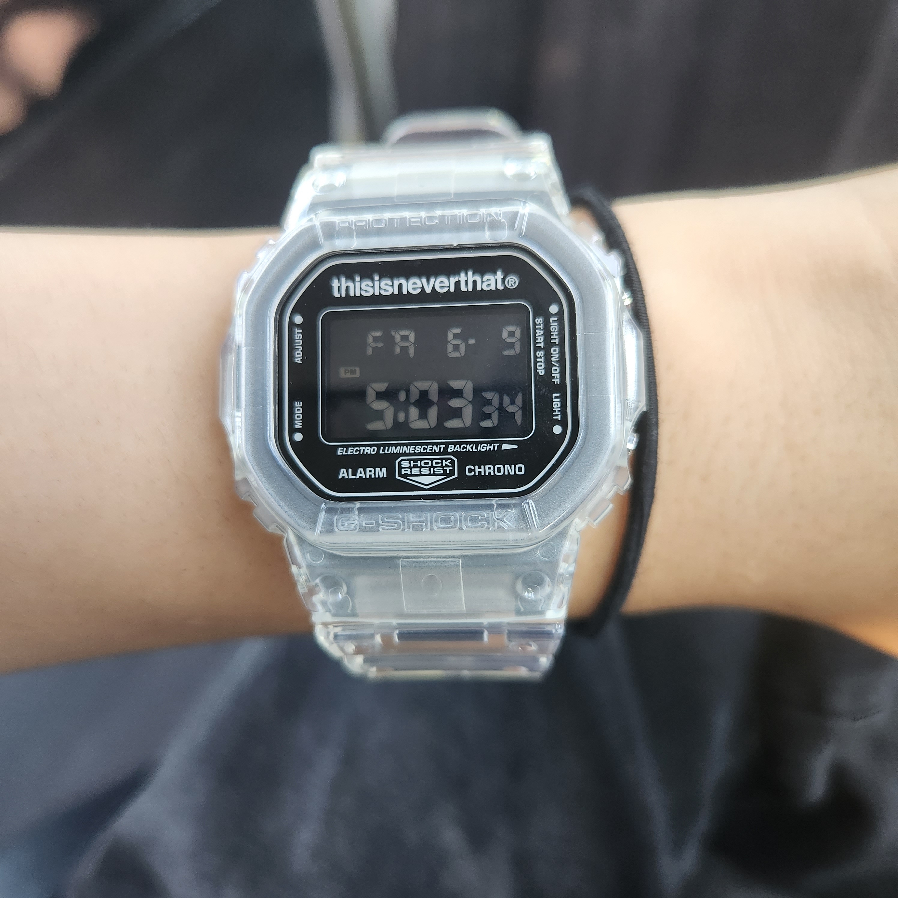 Casio G-Shock x Thisisneverthat DW-5600TINT23-7DF Skeleton 착용 스타일