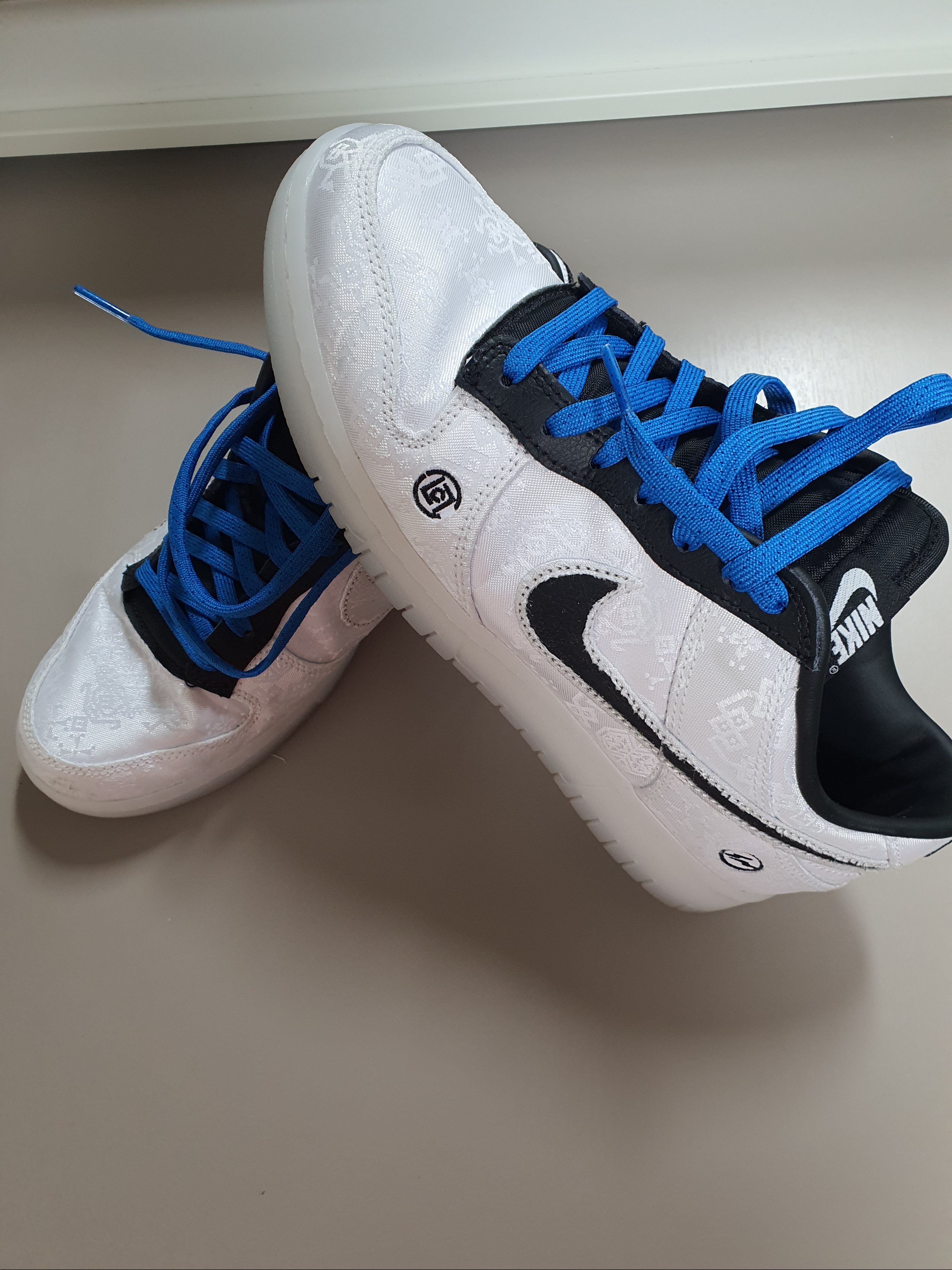 Nike x Clot x Fragment Dunk Low Black and White 착용 스타일 - 1