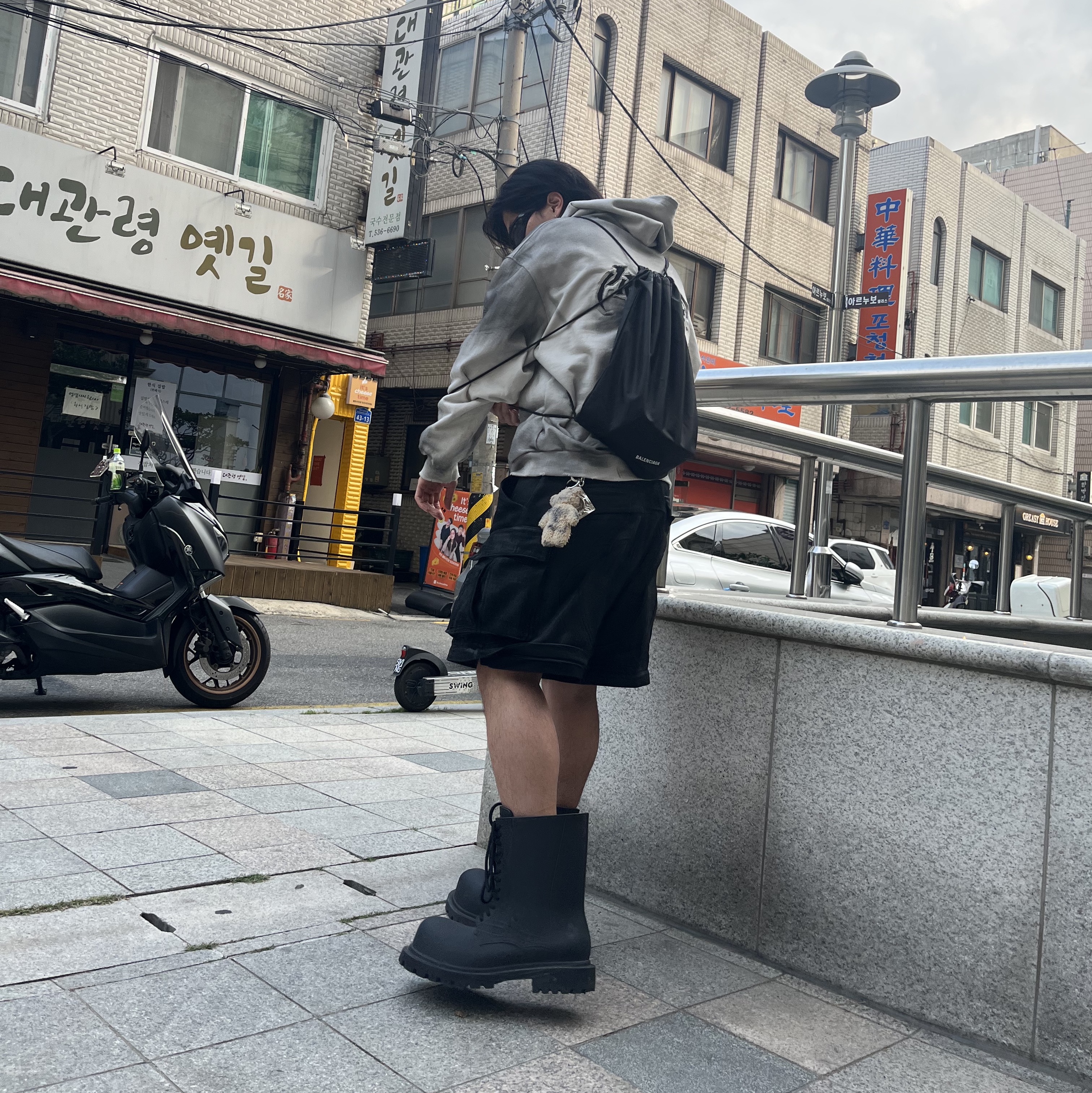 Project G/R Furious Logo Applique Zip Hoodie Grey - 10 Corso Como Exclusive, Balenciaga XL Army Boots Full Eva Black 착용 스타일 - 2