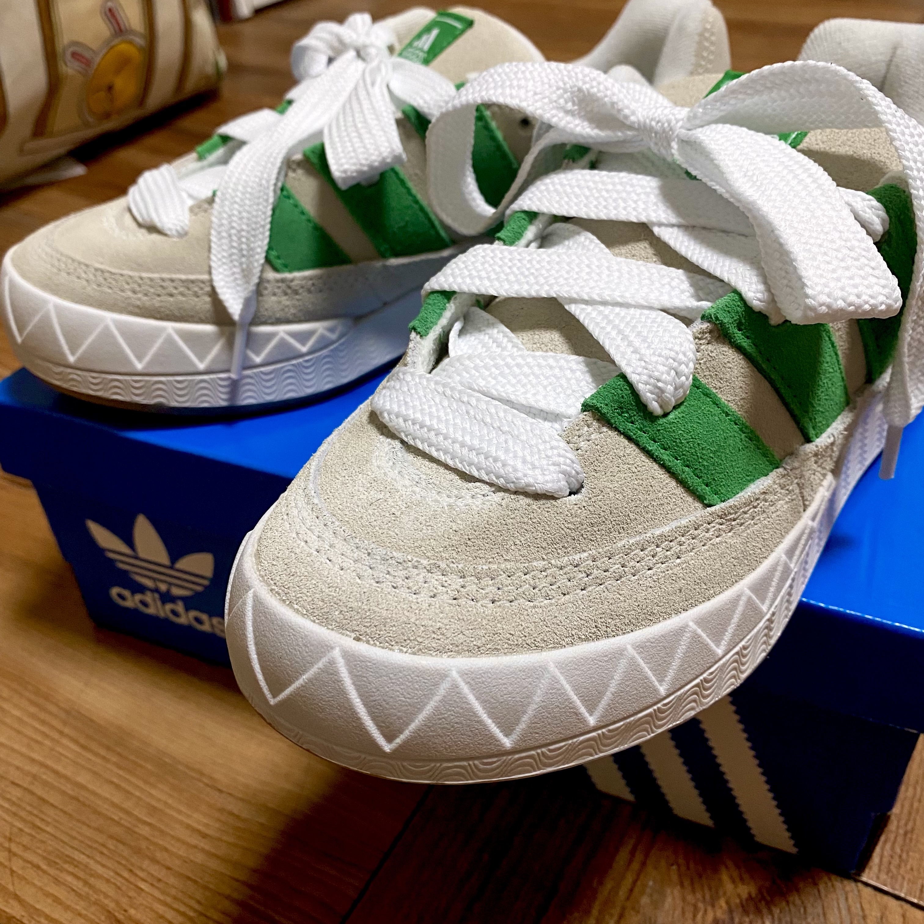 Adidas x Bodega x Beams Adimatic Off White Green 착용 스타일