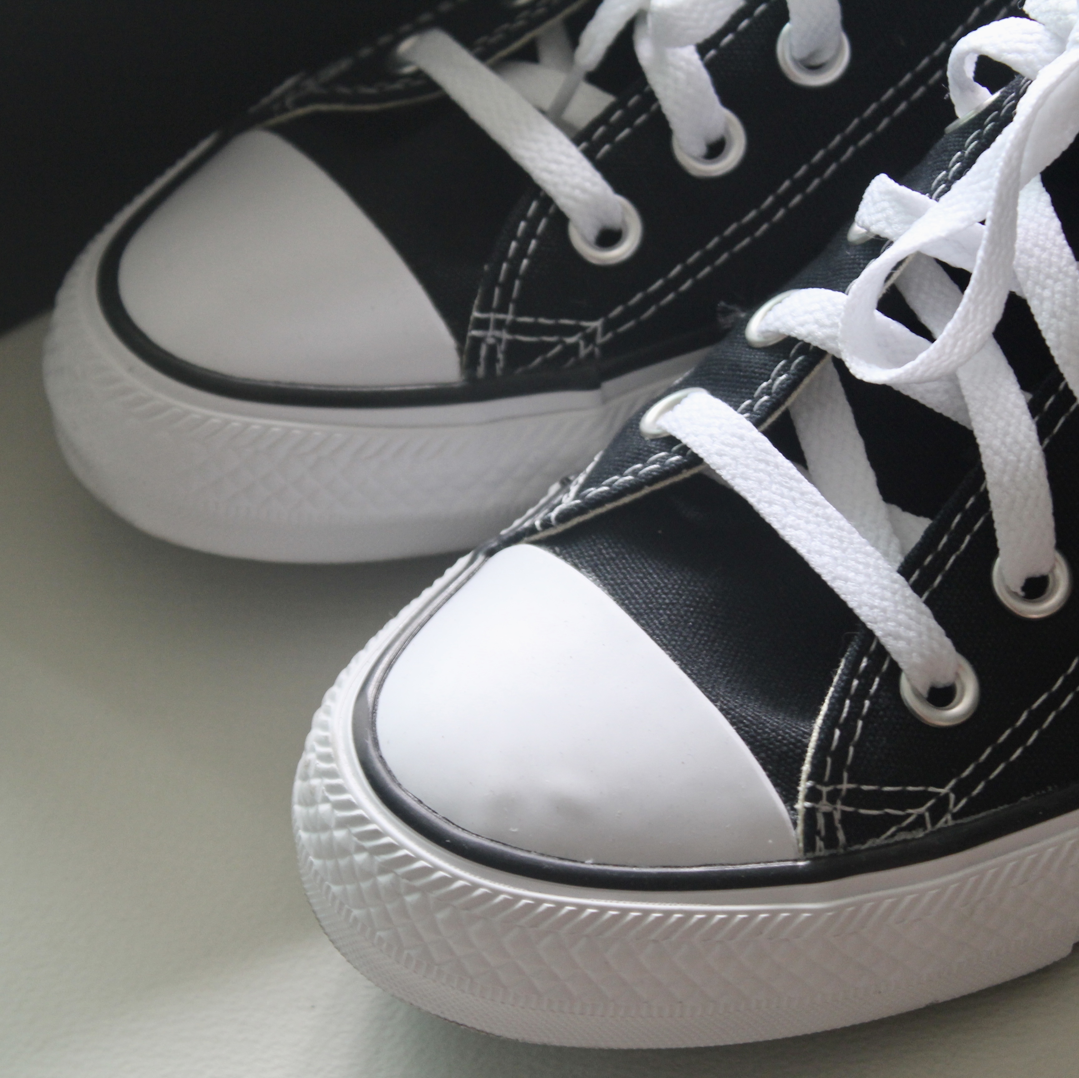 Converse Chuck Taylor All Star Ox Black 착용 스타일 - 2