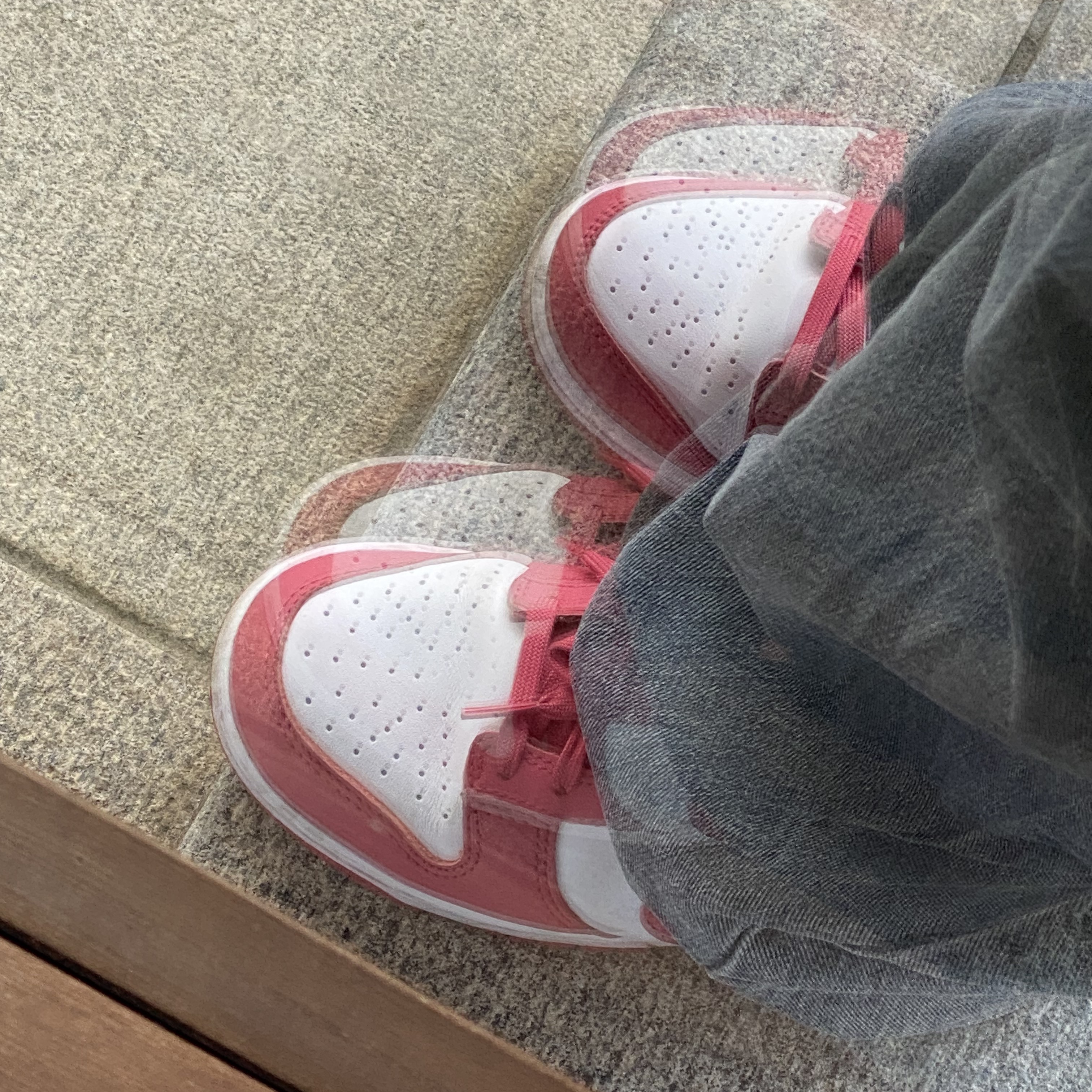 (W) Nike Dunk Low Archeo Pink 착용 스타일