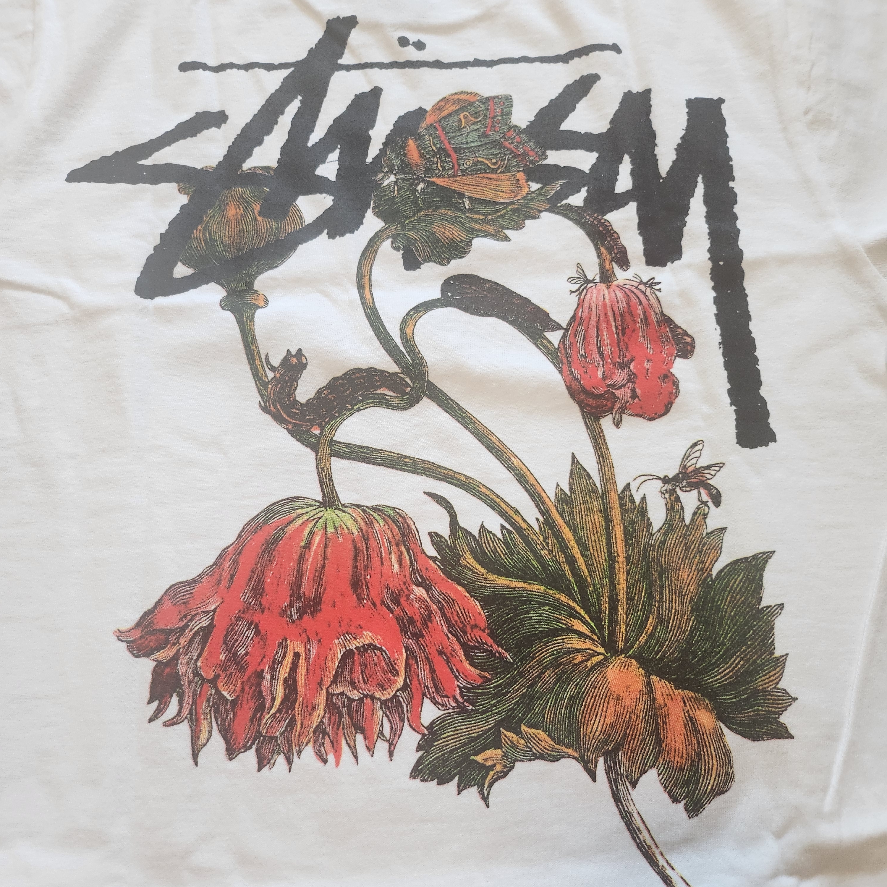 Stussy Withered Flower T-Shirt White 착용 스타일 - 3