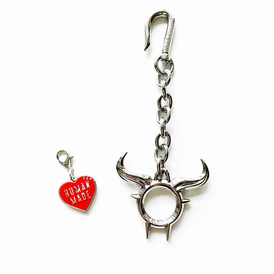 Human Made Heart Mini Keycharm Red, Diesel Brave CNY 2021 Keyring Silver 착용 스타일