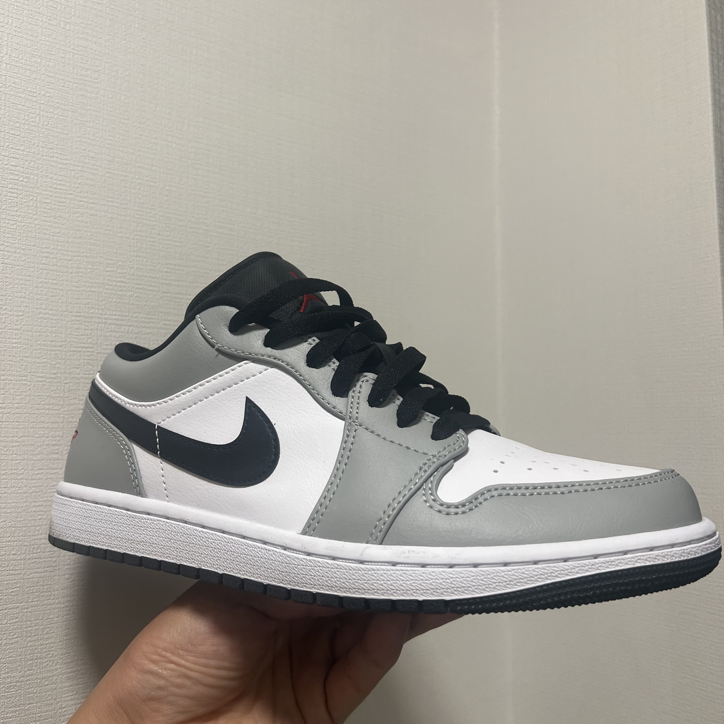 Jordan 1 Low Light Smoke Grey 착용 스타일
