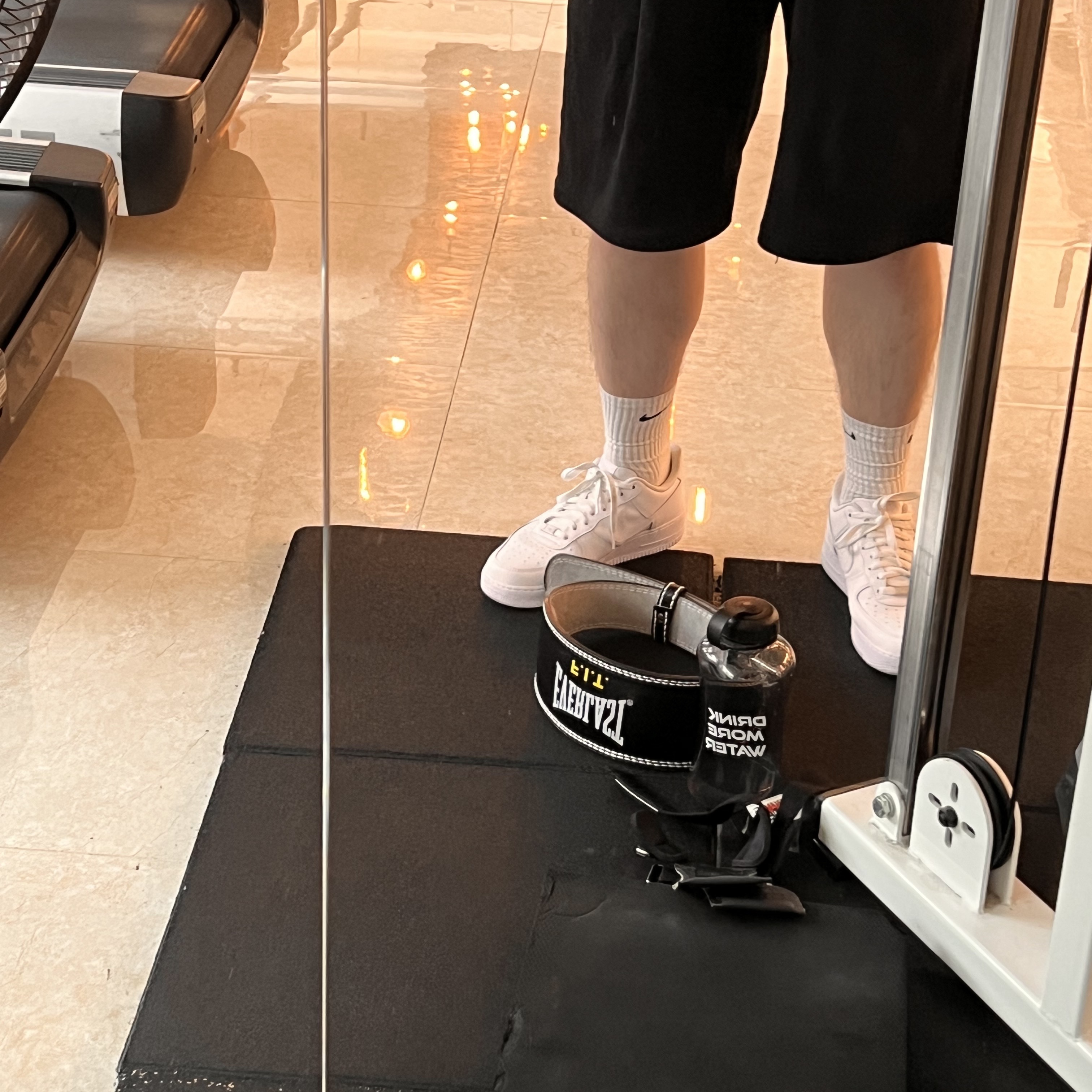 Nike Air Force 1 '07 Low White 착용 스타일