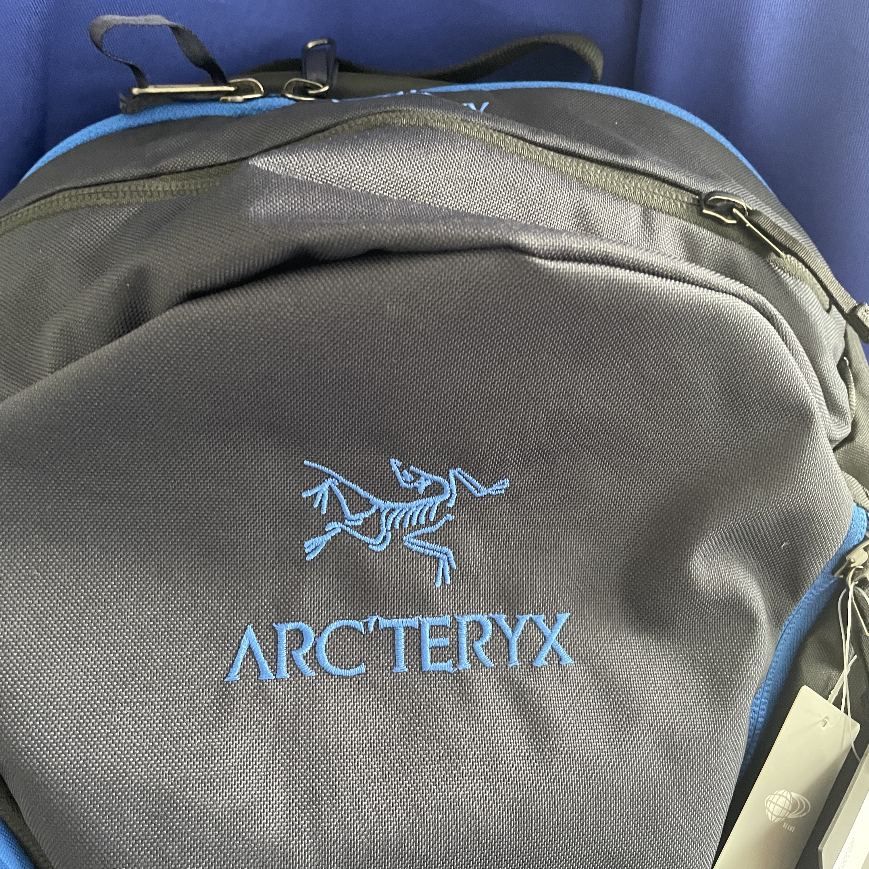 Arc'teryx x Beams Mantis 26 Backpack Boro Blue 착용 스타일 - 4