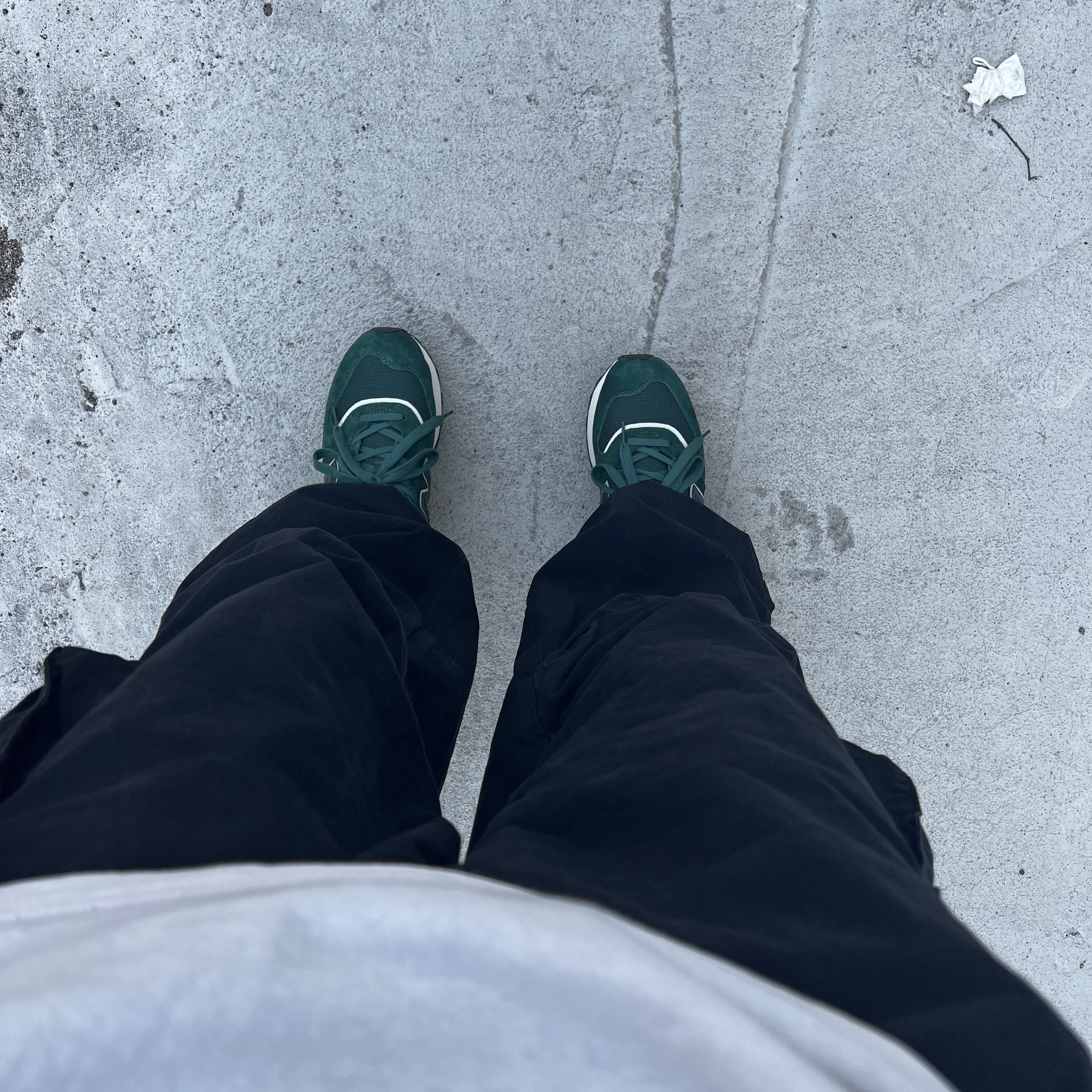 New Balance 574 Legacy Green 착용 스타일 - 2