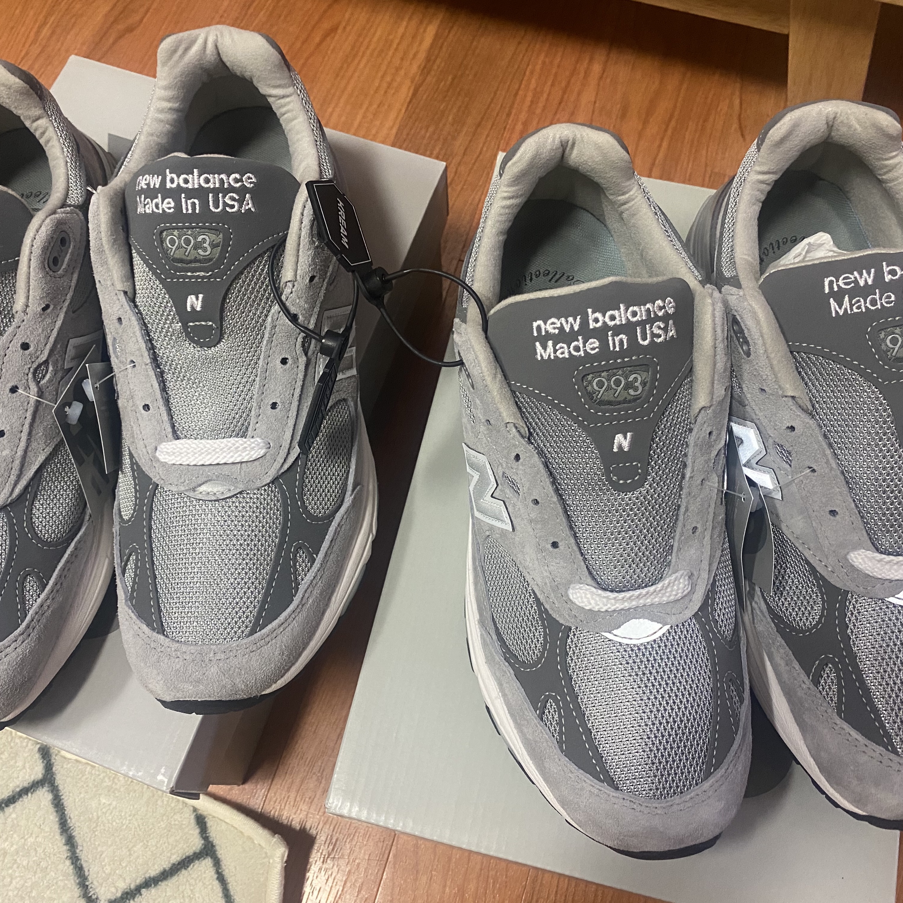 New Balance 993 Made in USA Grey - D Standard 착용 스타일