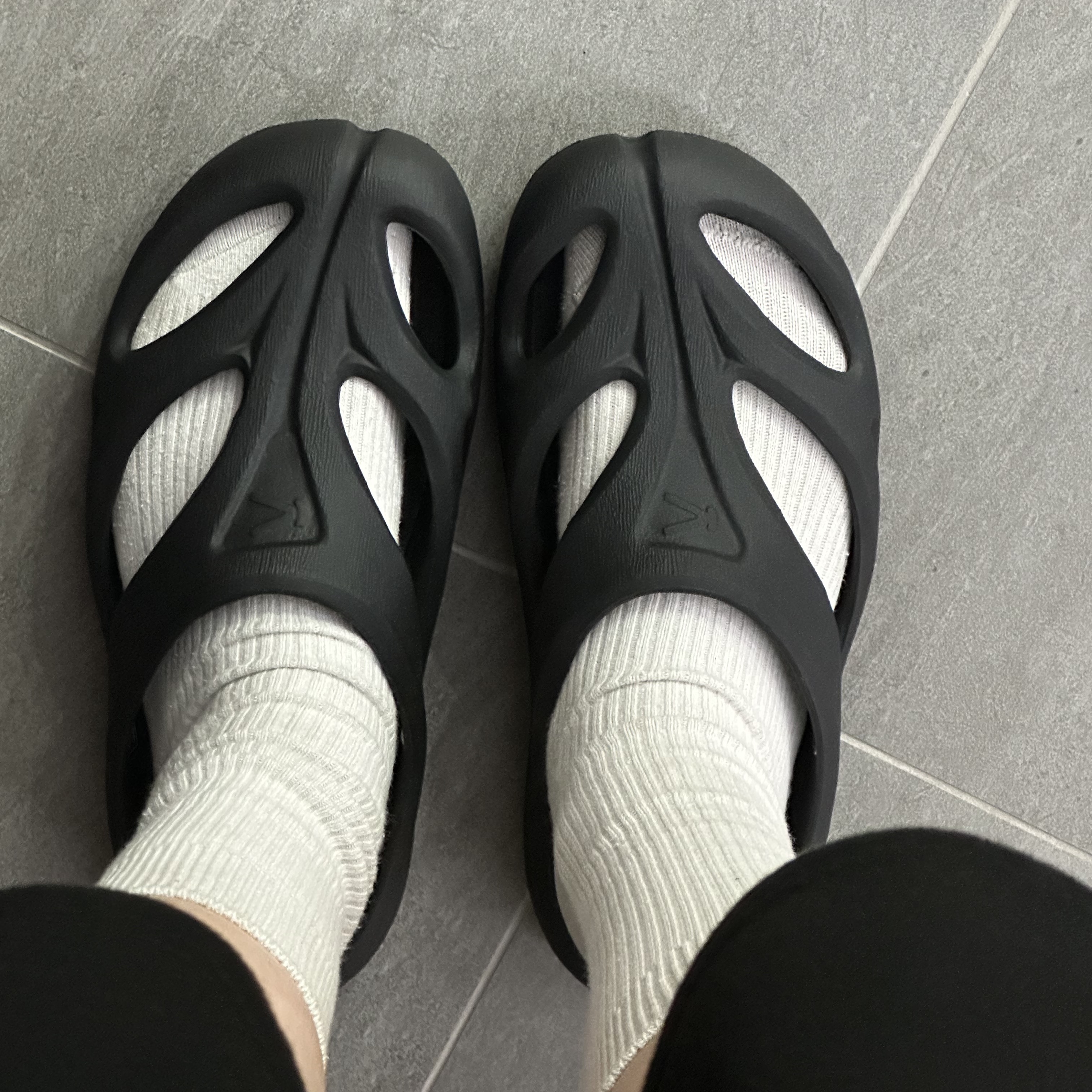 Keen Shanti Black Dawn Blue 착용 스타일 - 1