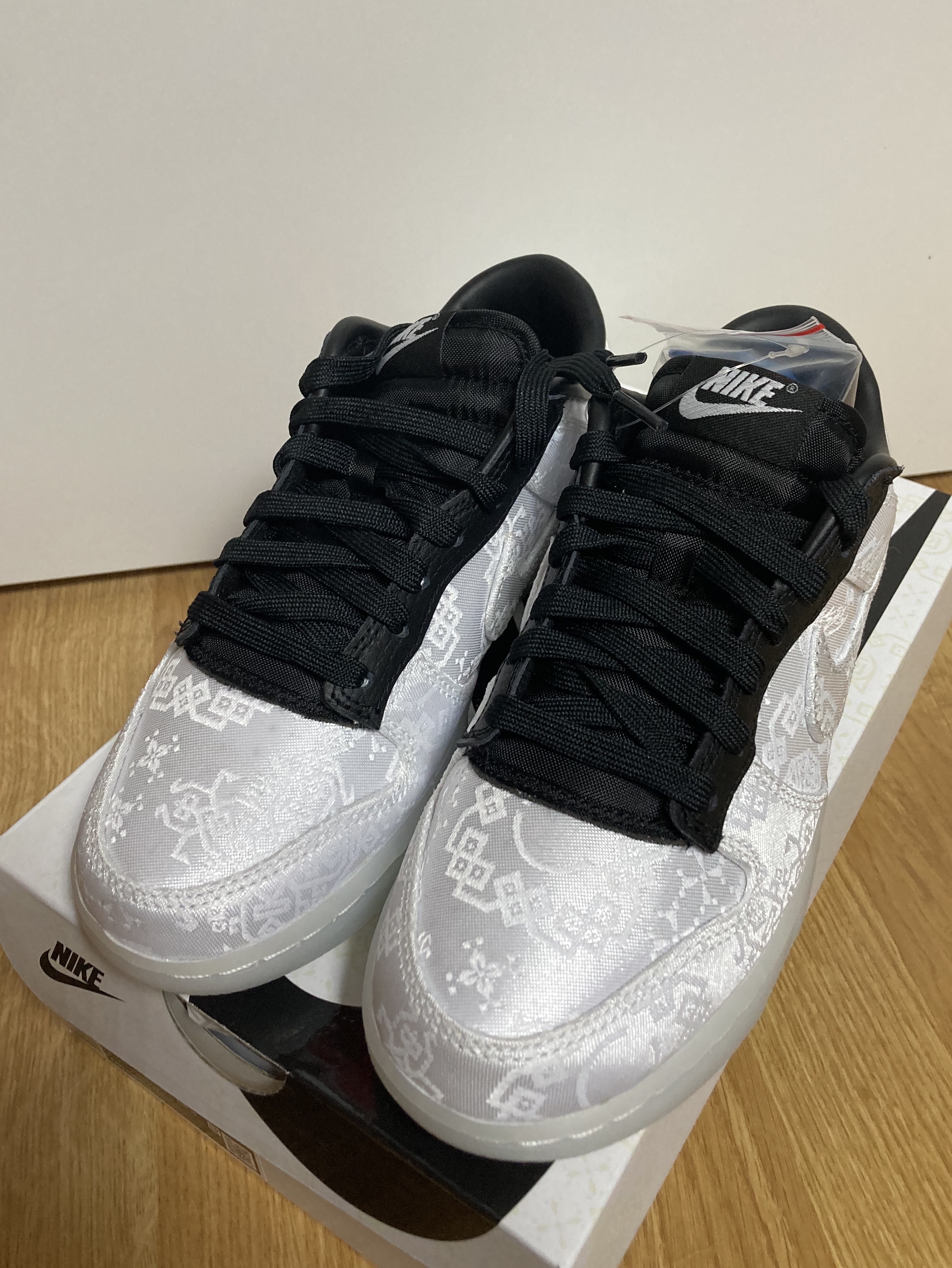 Nike x Clot x Fragment Dunk Low Black and White 착용 스타일