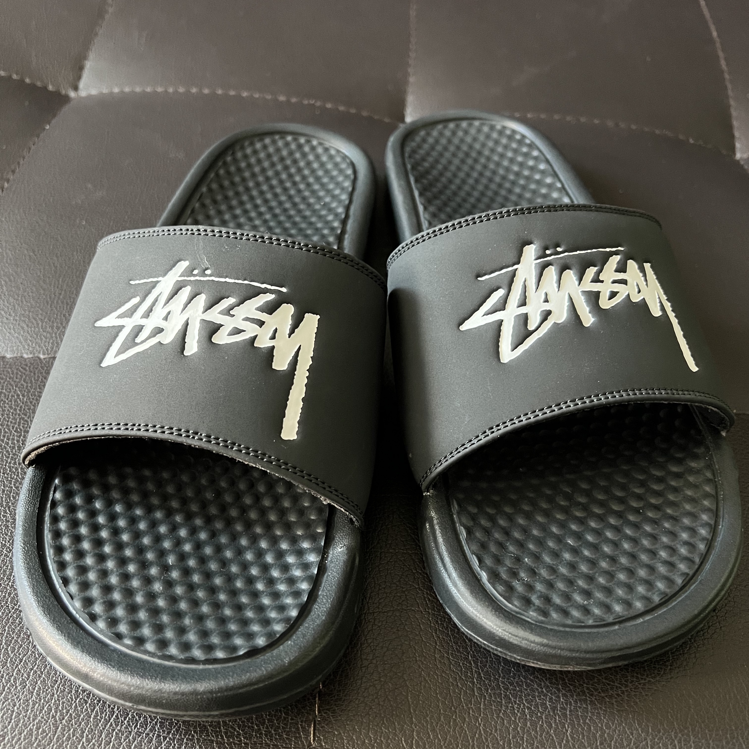 Nike x Stussy Benassi Slide Off Noir 착용 스타일