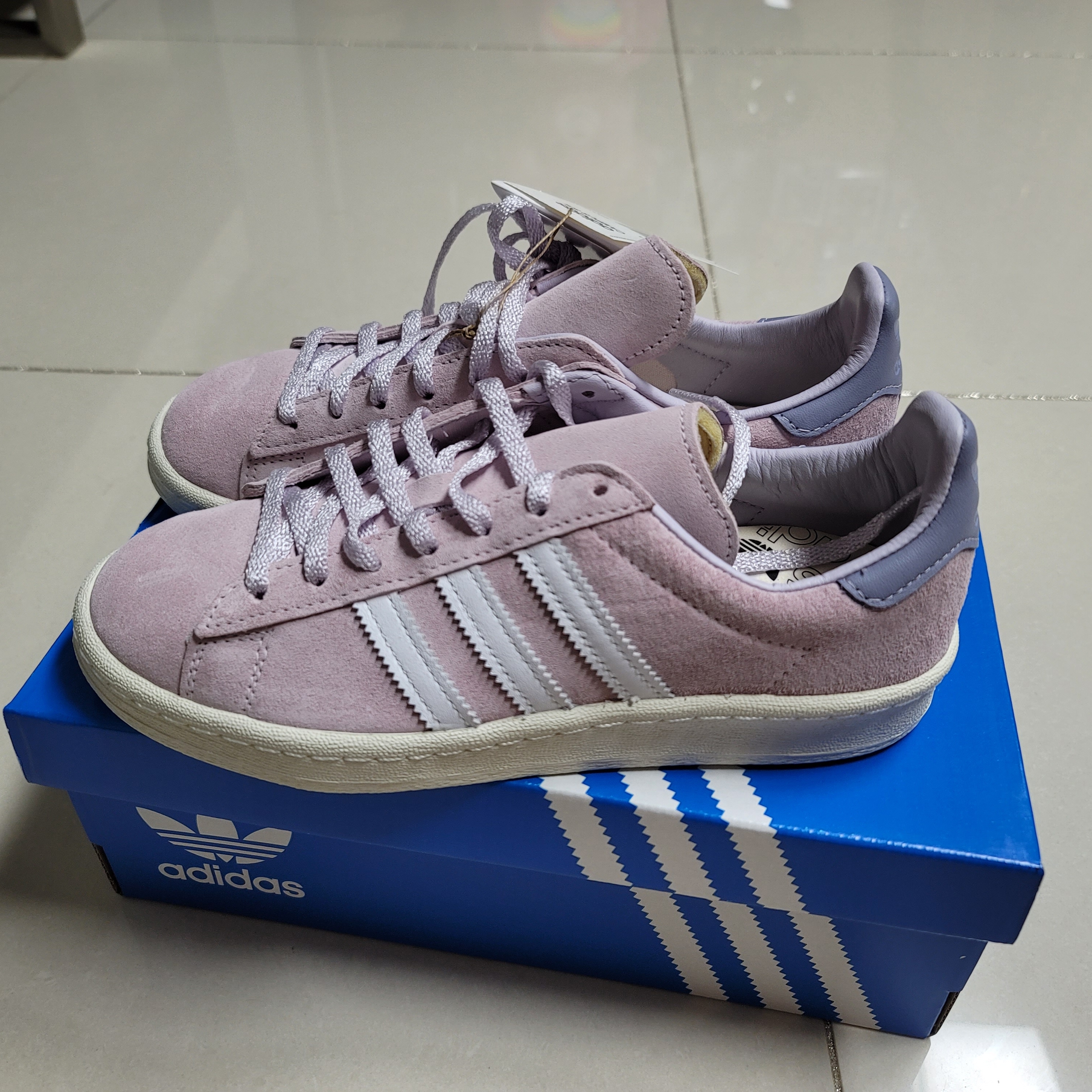Adidas Campus 80s Almost Pink Cloud White 착용 스타일 - 2