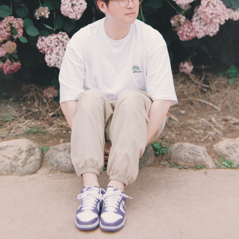Nike Dunk Low Retro Championship Court Purple 착용 스타일
