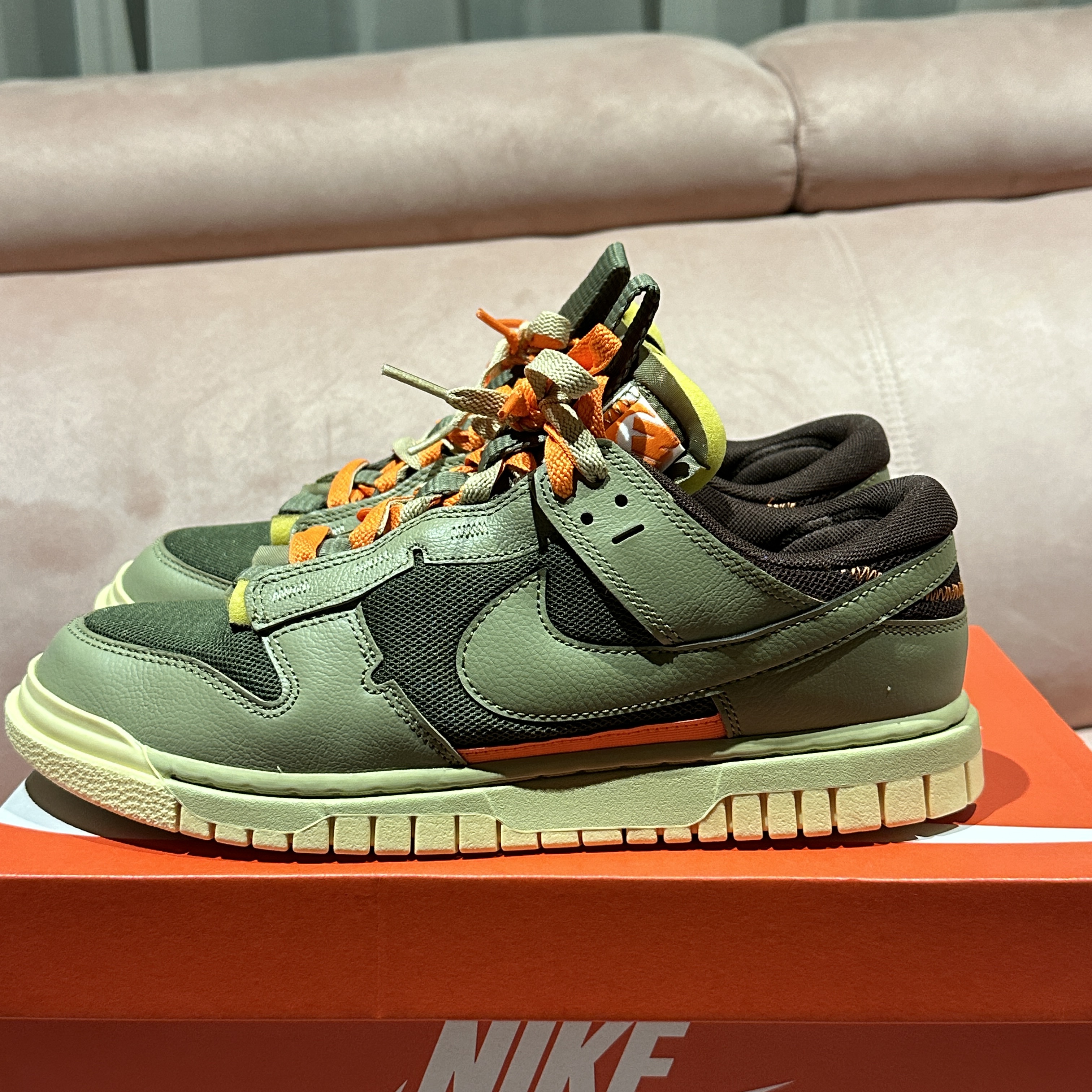 Nike Air Dunk Jumbo Medium Olive 착용 스타일 - 1